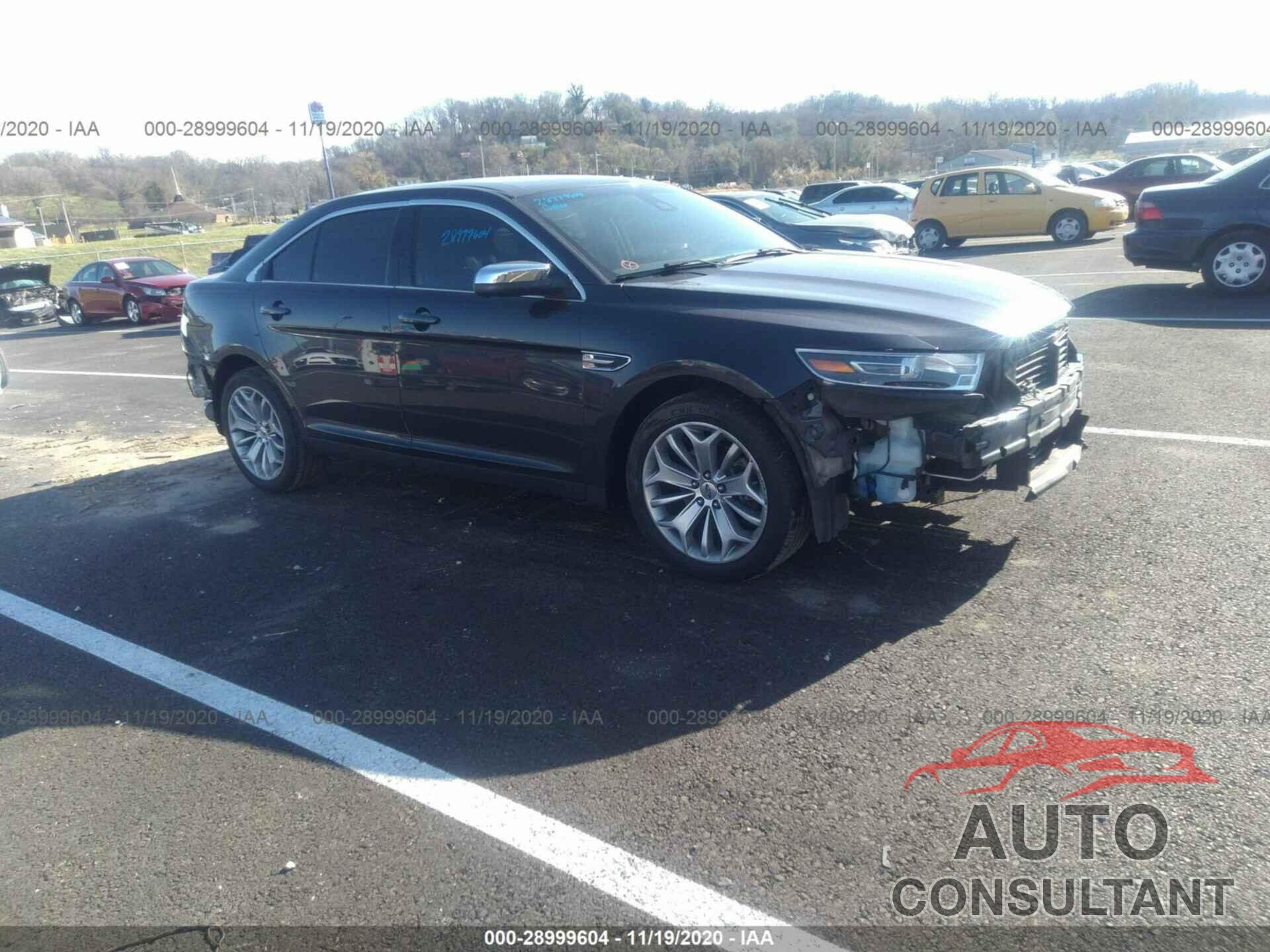 FORD TAURUS 2017 - 1FAHP2F82HG123461