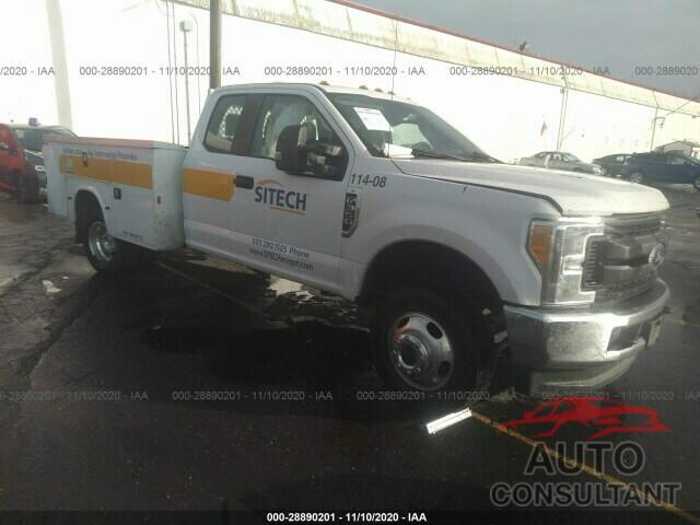 FORD SUPER DUTY F-350 DRW 2017 - 1FD8X3H61HED68724