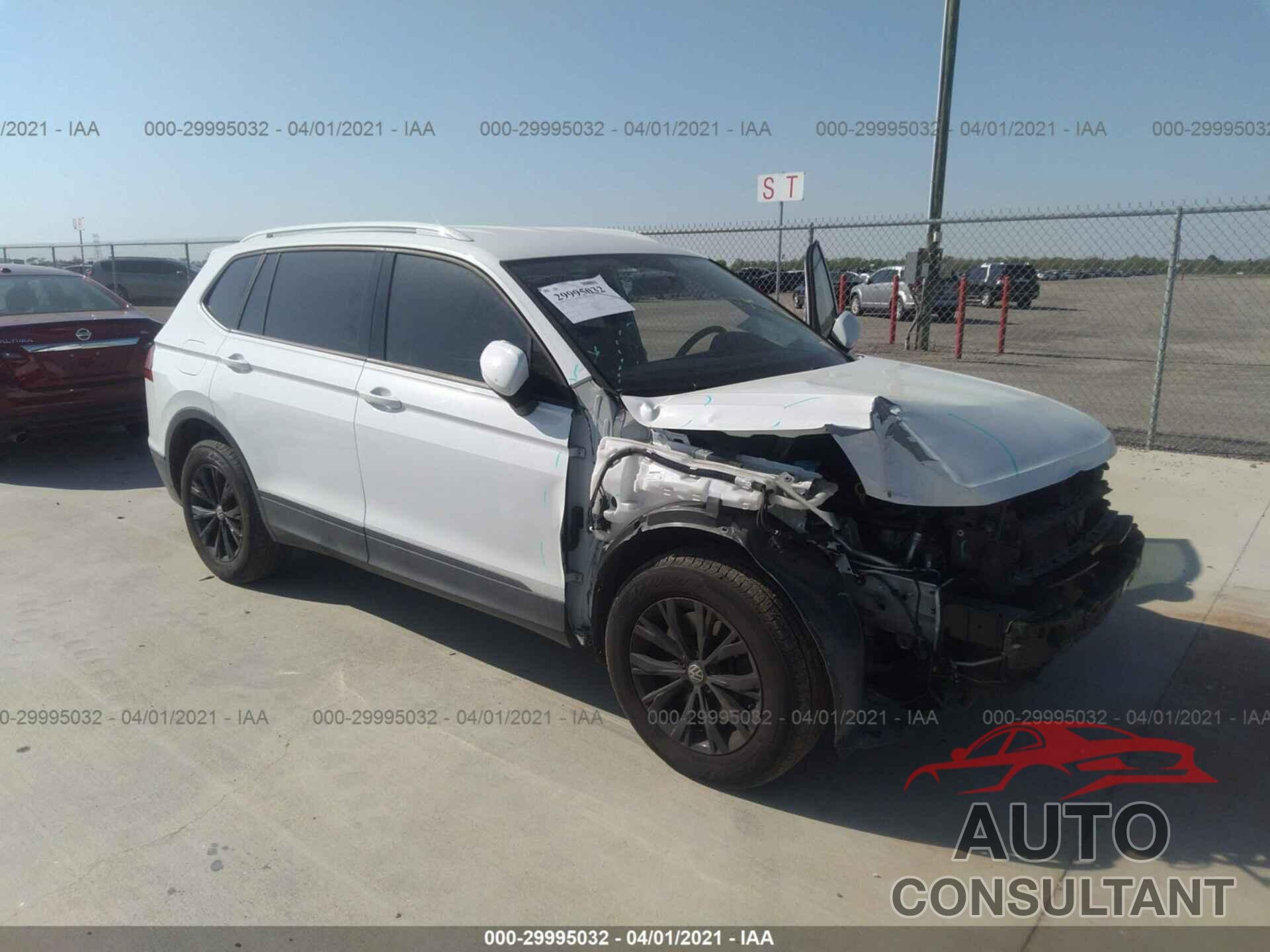 VOLKSWAGEN TIGUAN 2018 - 3VV1B7AXXJM052707