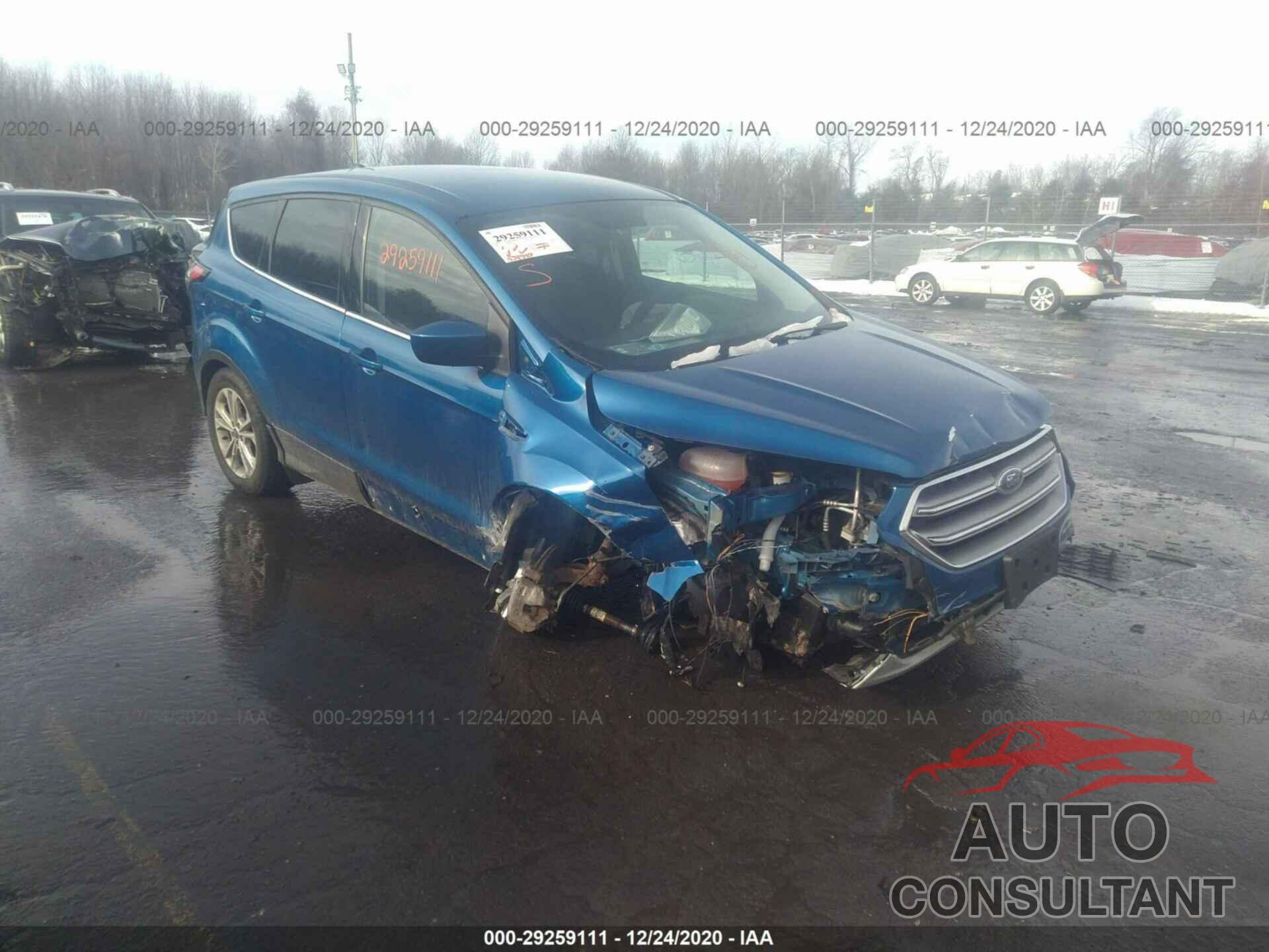 FORD ESCAPE 2017 - 1FMCU9G99HUC40934