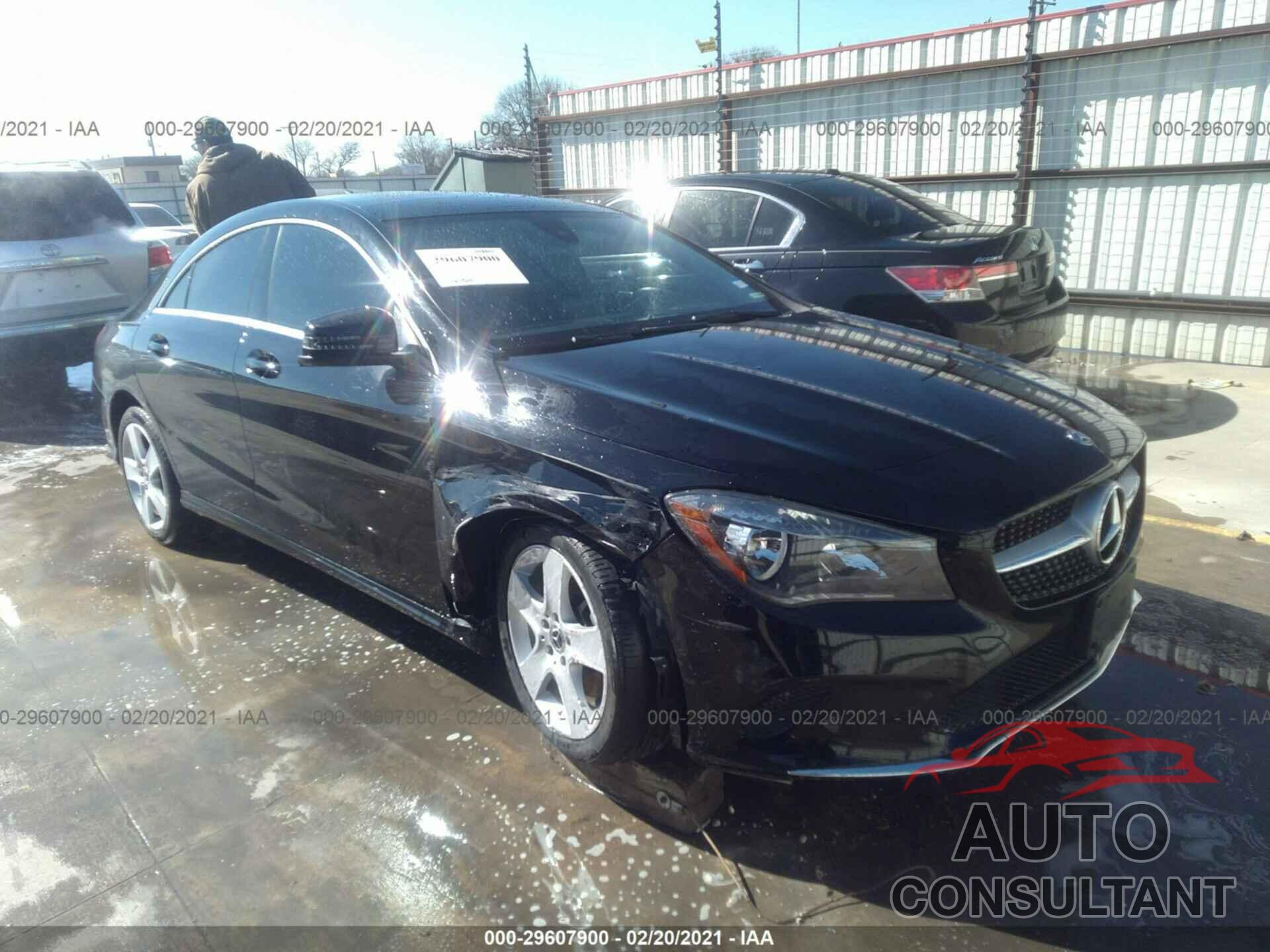 MERCEDES-BENZ CLA 2019 - WDDSJ4EB0KN701057