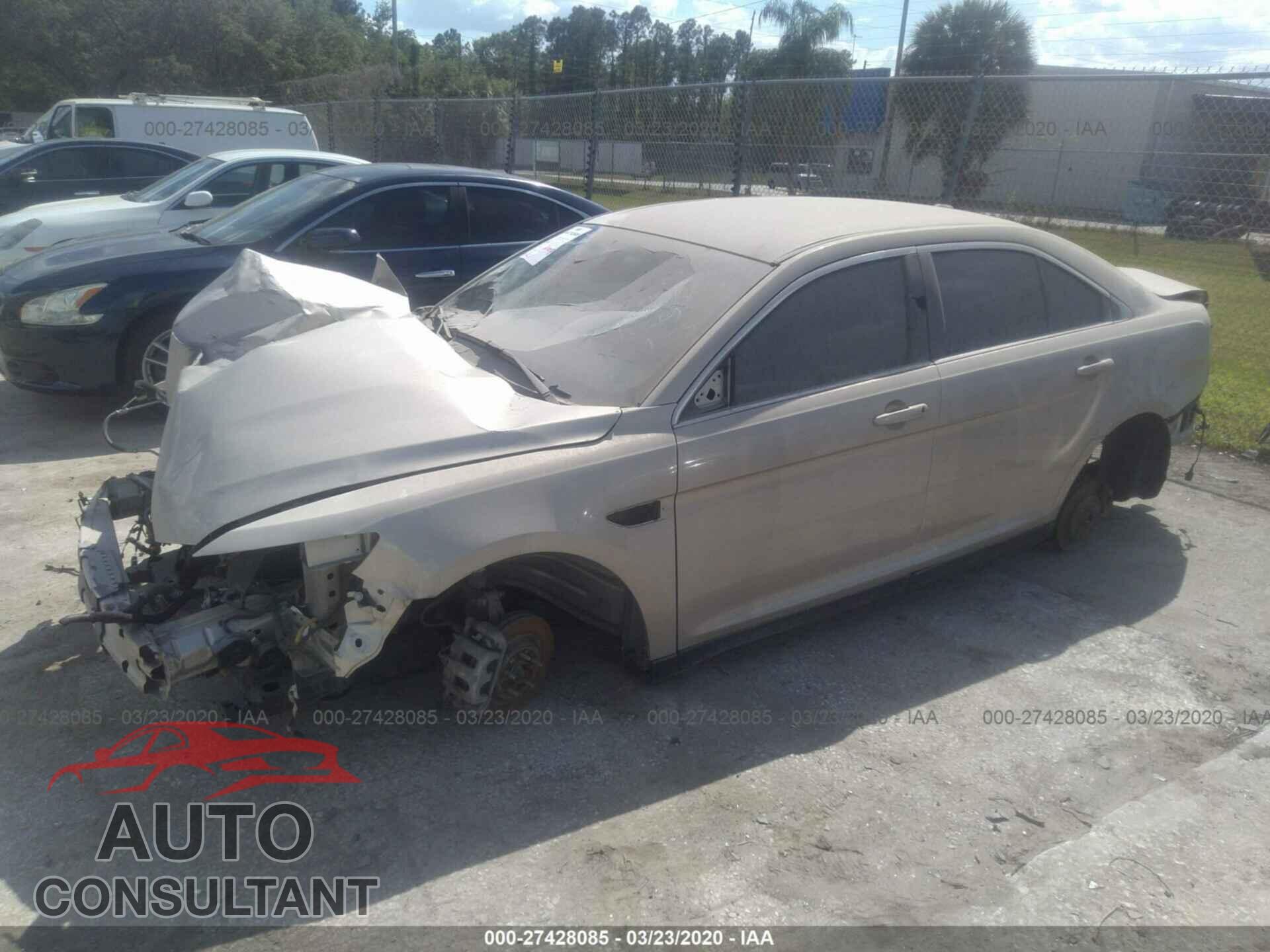 FORD TAURUS 2017 - 1FAHP2E84HG128632