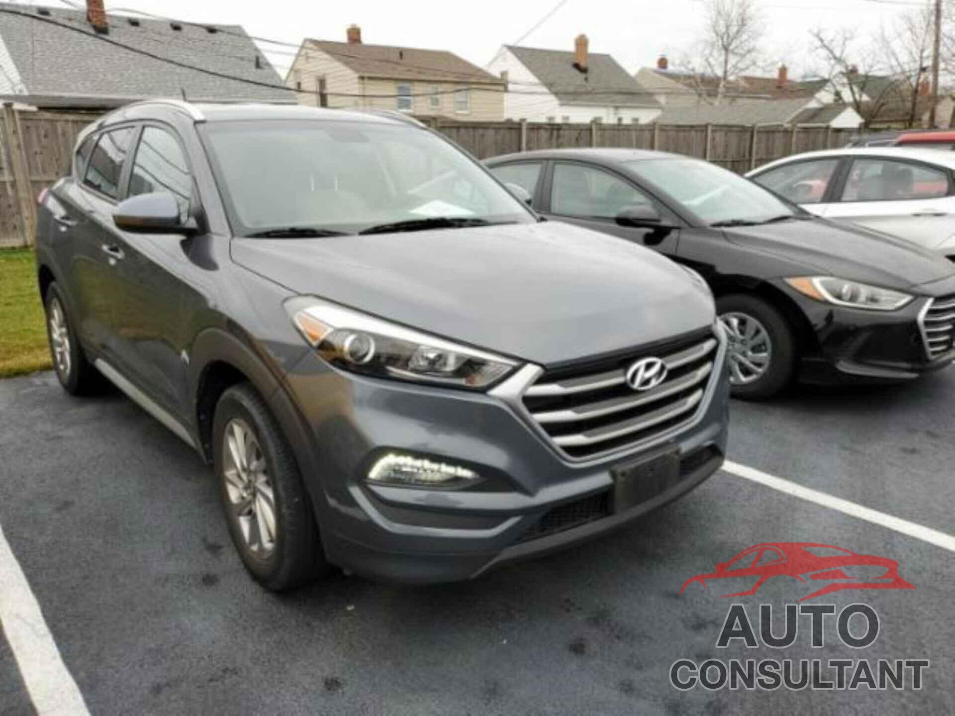 HYUNDAI TUCSON 2017 - KM8J33A45HU594180