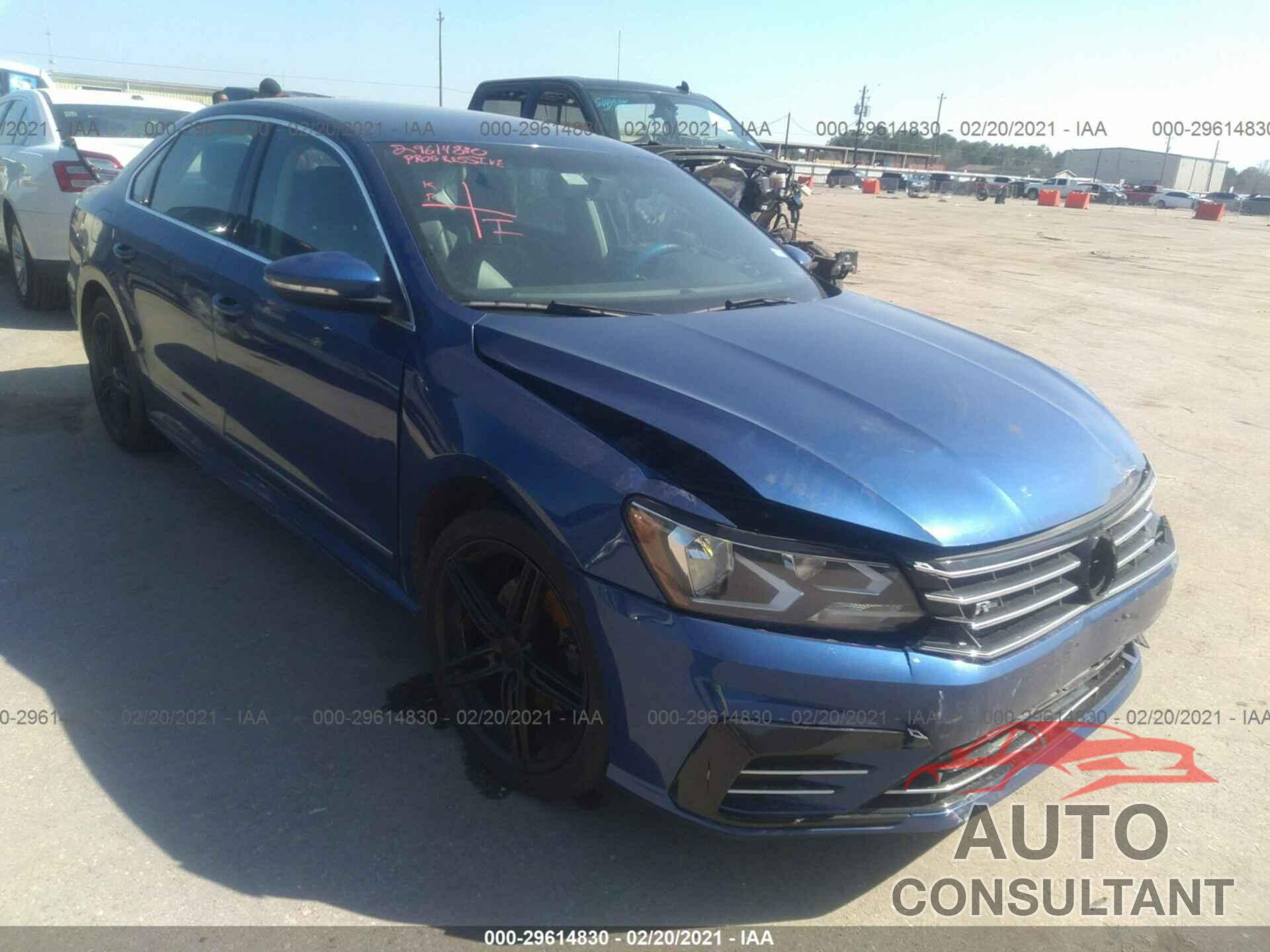 VOLKSWAGEN PASSAT 2016 - 1VWAT7A38GC038143