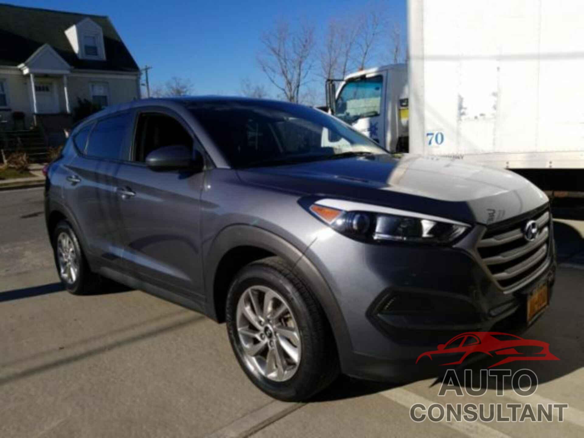 HYUNDAI TUCSON 2018 - KM8J2CA47JU745545