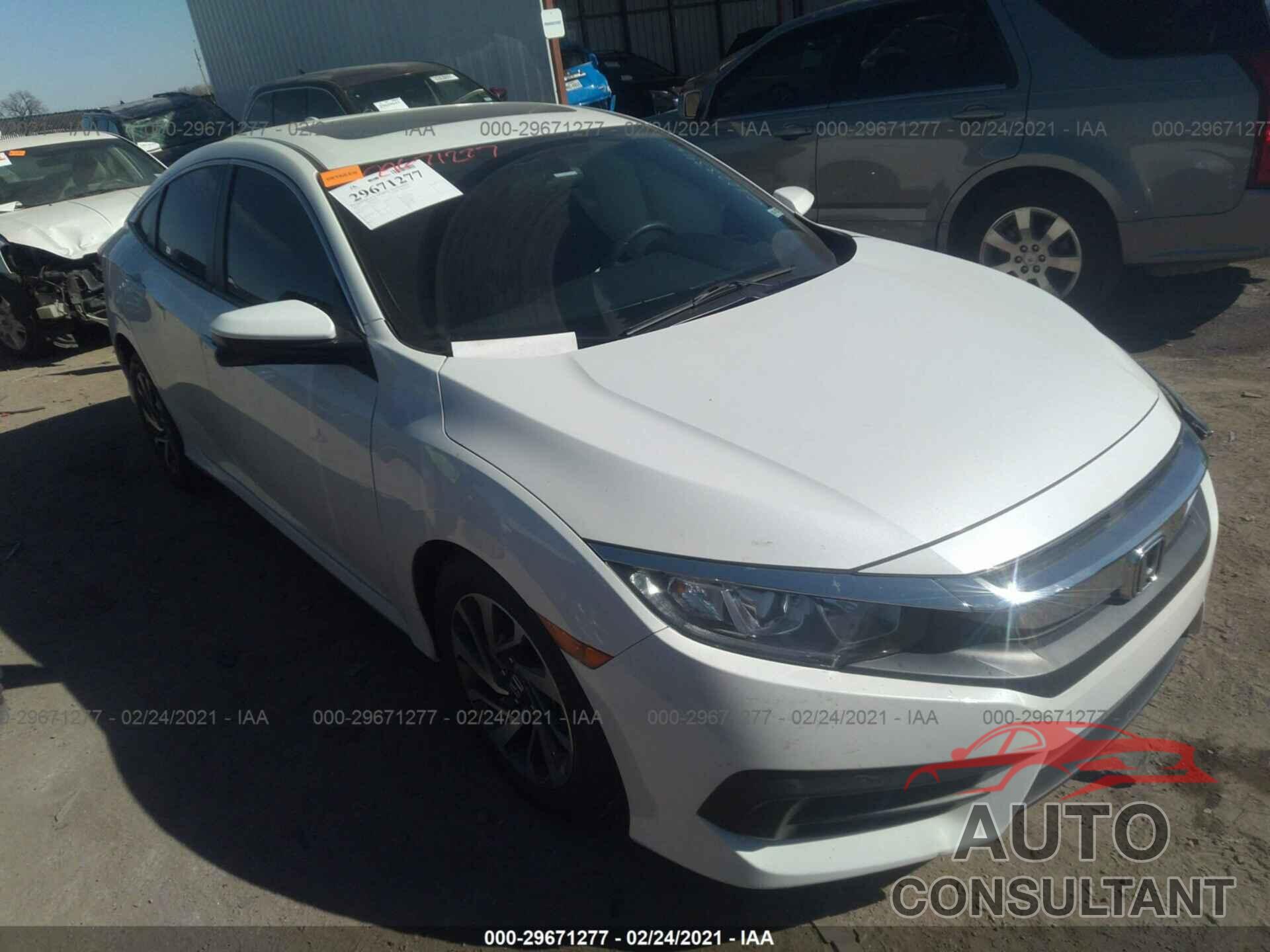 HONDA CIVIC SEDAN 2018 - 19XFC2F71JE032109