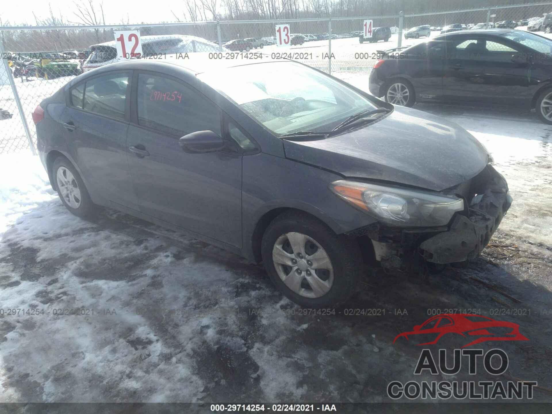 KIA FORTE 2016 - KNAFK4A68G5584575