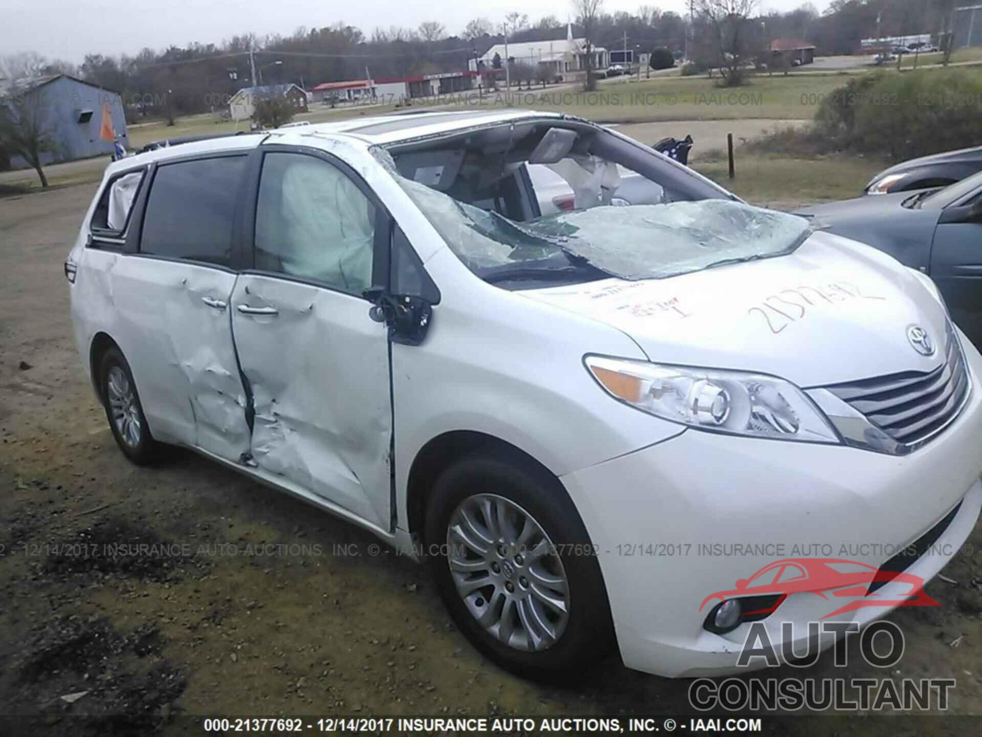 Toyota Sienna 2015 - 5TDYK3DC9FS647005