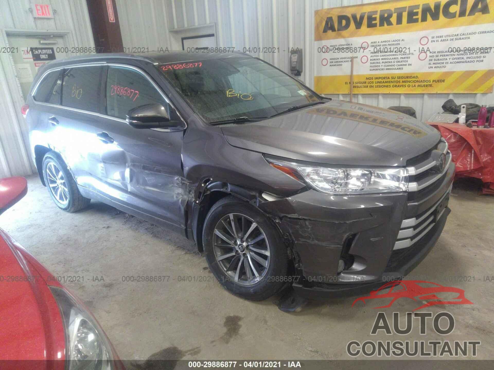 TOYOTA HIGHLANDER 2018 - 5TDJZRFH3JS530117