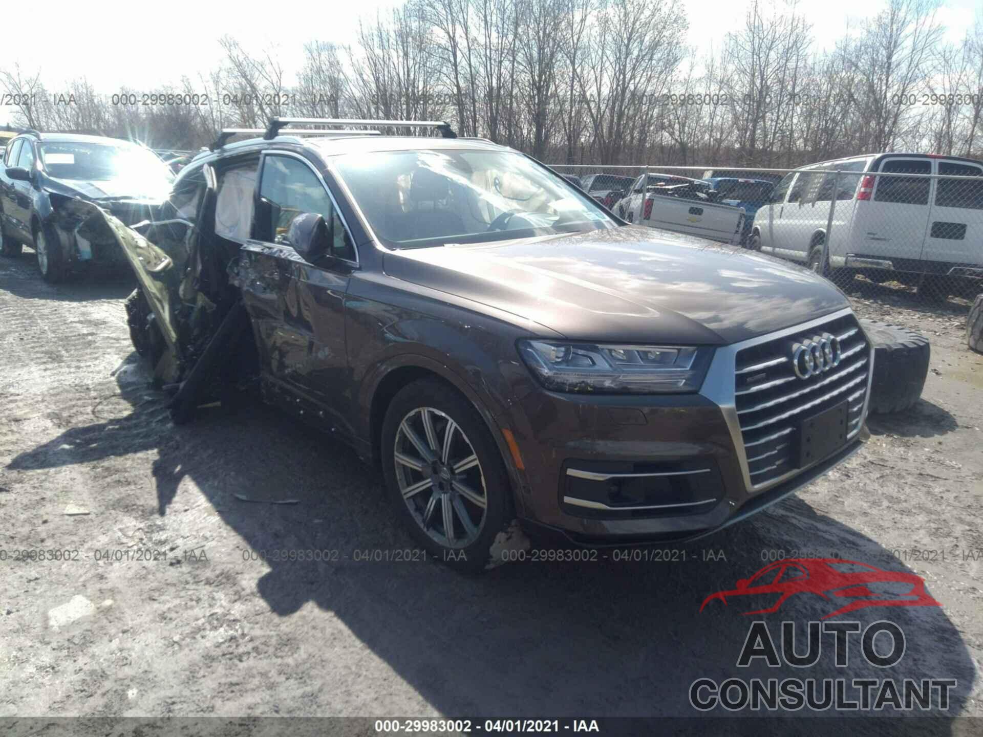 AUDI Q7 2019 - WA1LHAF79KD029809