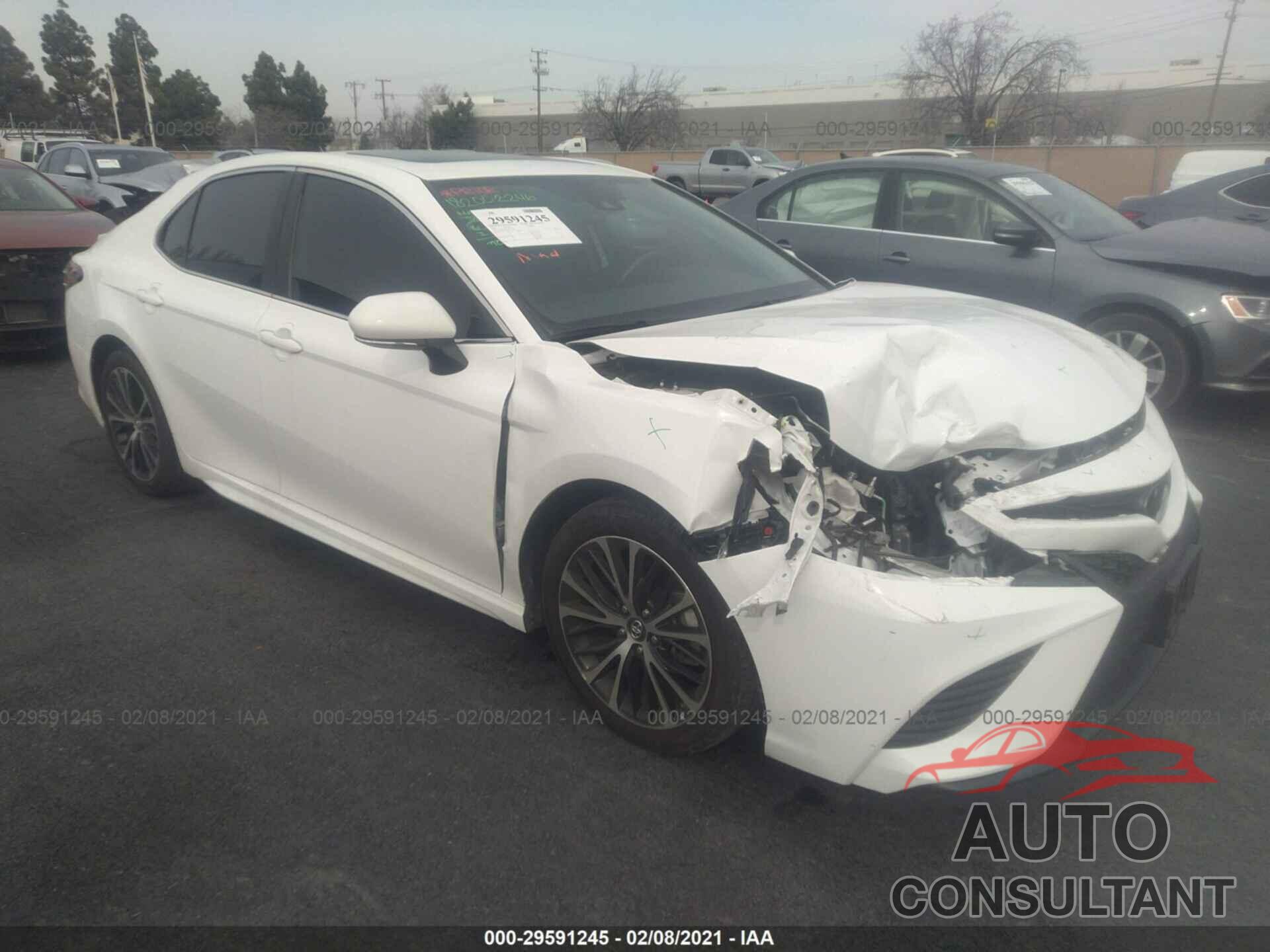 TOYOTA CAMRY 2019 - 4T1B11HK5KU749417
