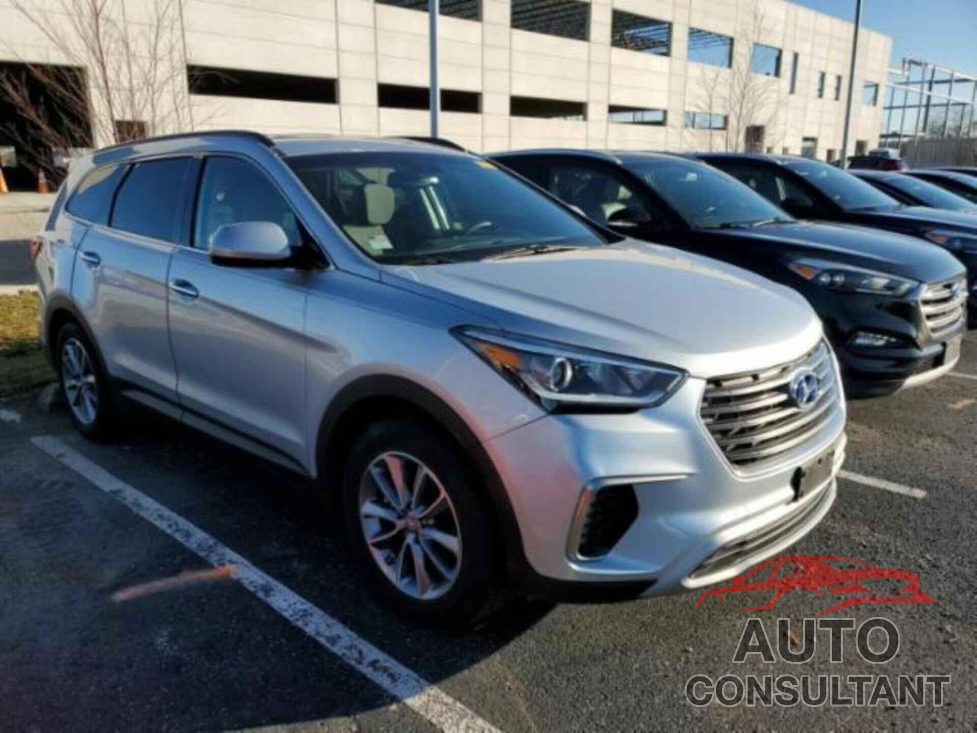 HYUNDAI SANTA FE 2018 - KM8SM4HF1JU272284
