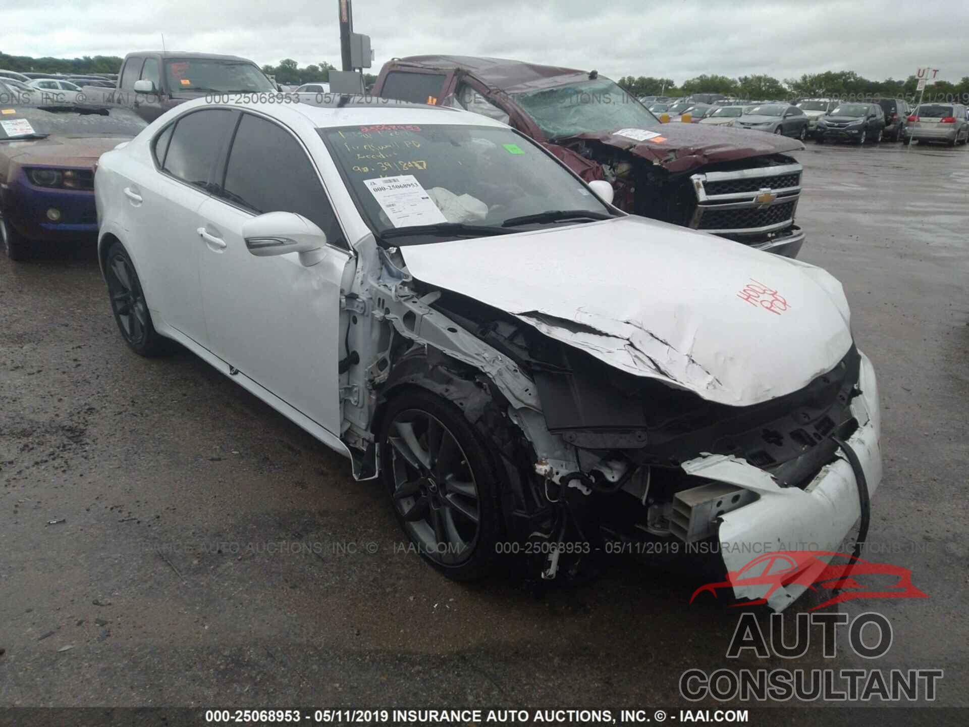 LEXUS IS 2011 - JTHBF5C26B5137174