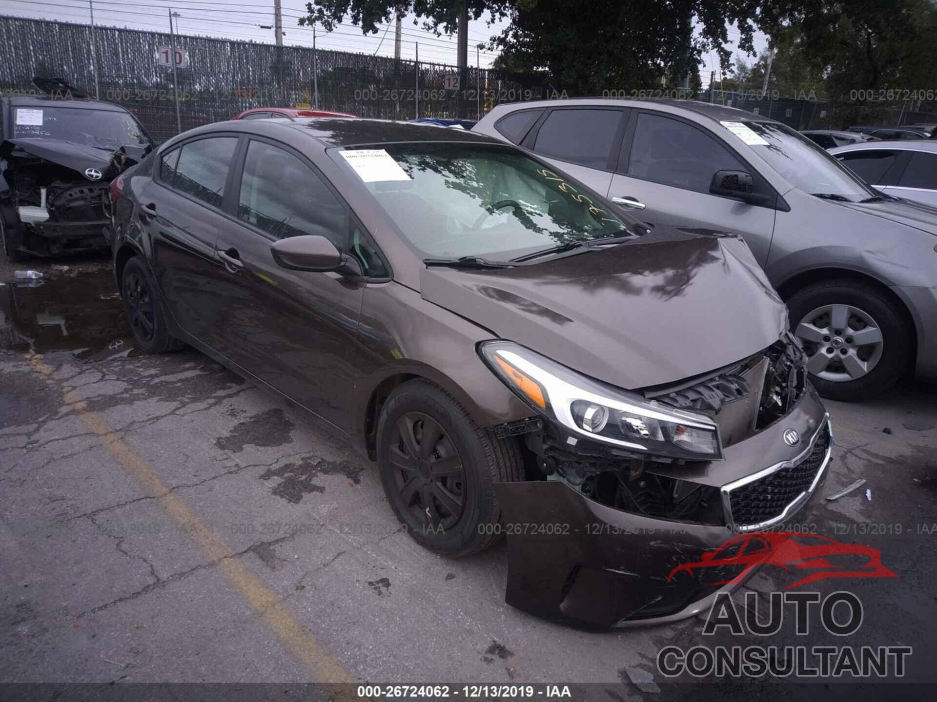 KIA Forte 2018 - 3KPFL4A72JE175315