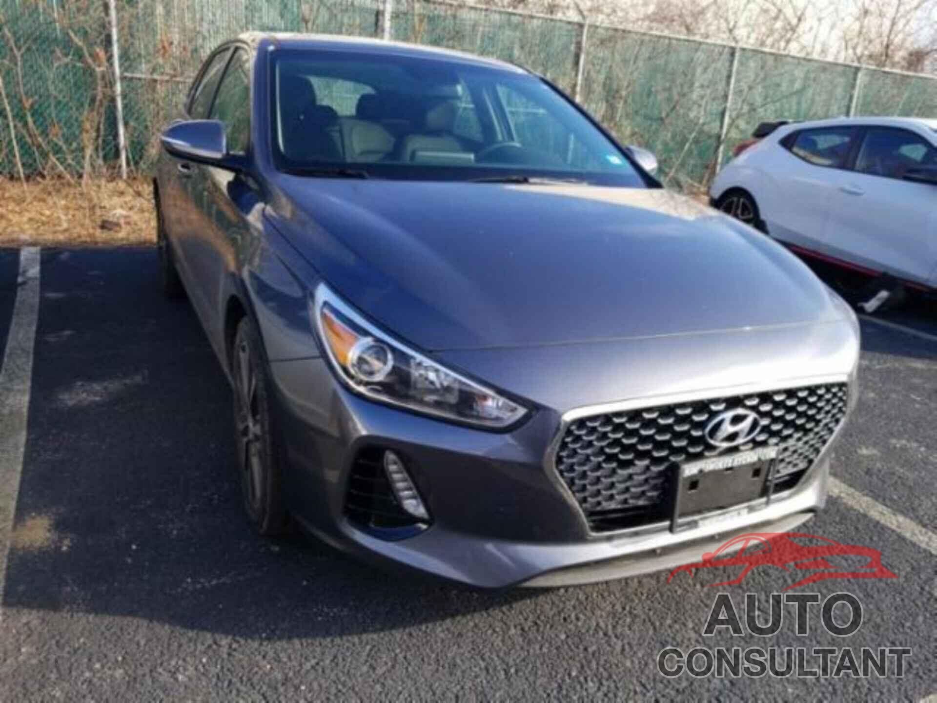 HYUNDAI ELANTRA GT 2018 - KMHH35LE7JU017530