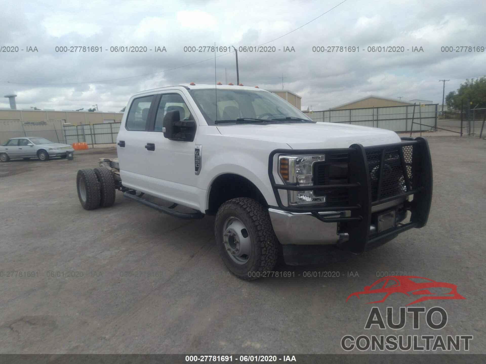 FORD SUPER DUTY F-350 DRW 2018 - 1FD8W3H67JEB19031