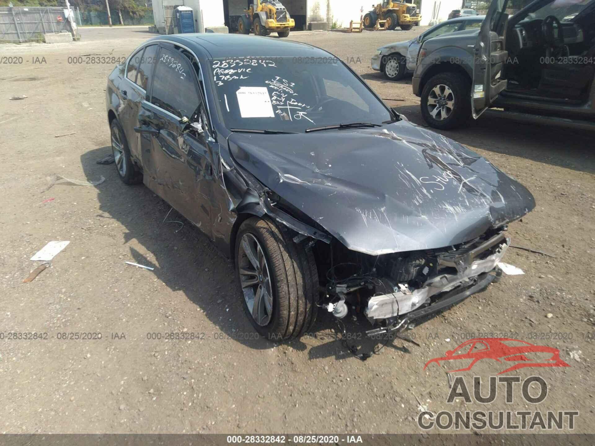 BMW 3 SERIES 2017 - WBA8E1C33HA029091