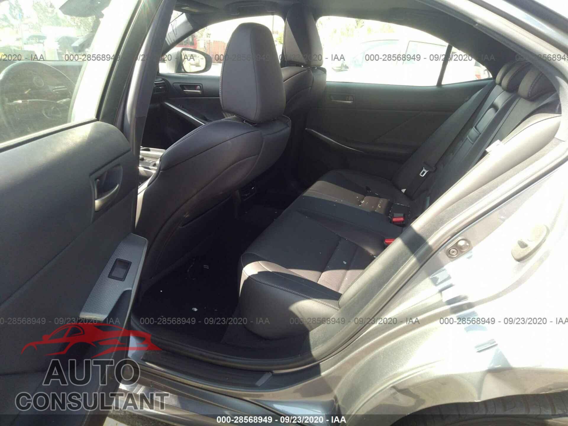 LEXUS IS 2017 - JTHBA1D22H5038995