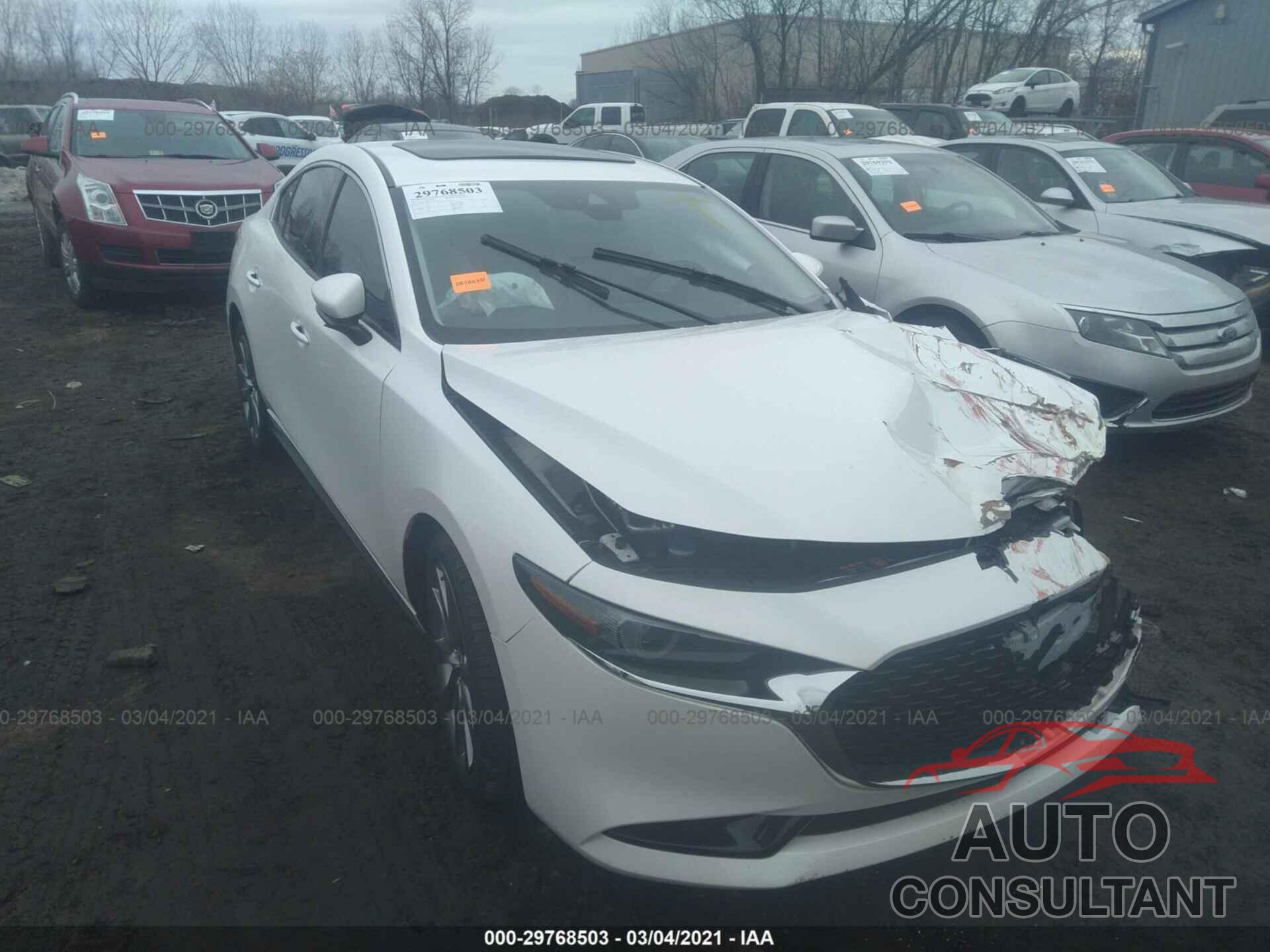 MAZDA MAZDA3 SEDAN 2019 - JM1BPACM9K1101690