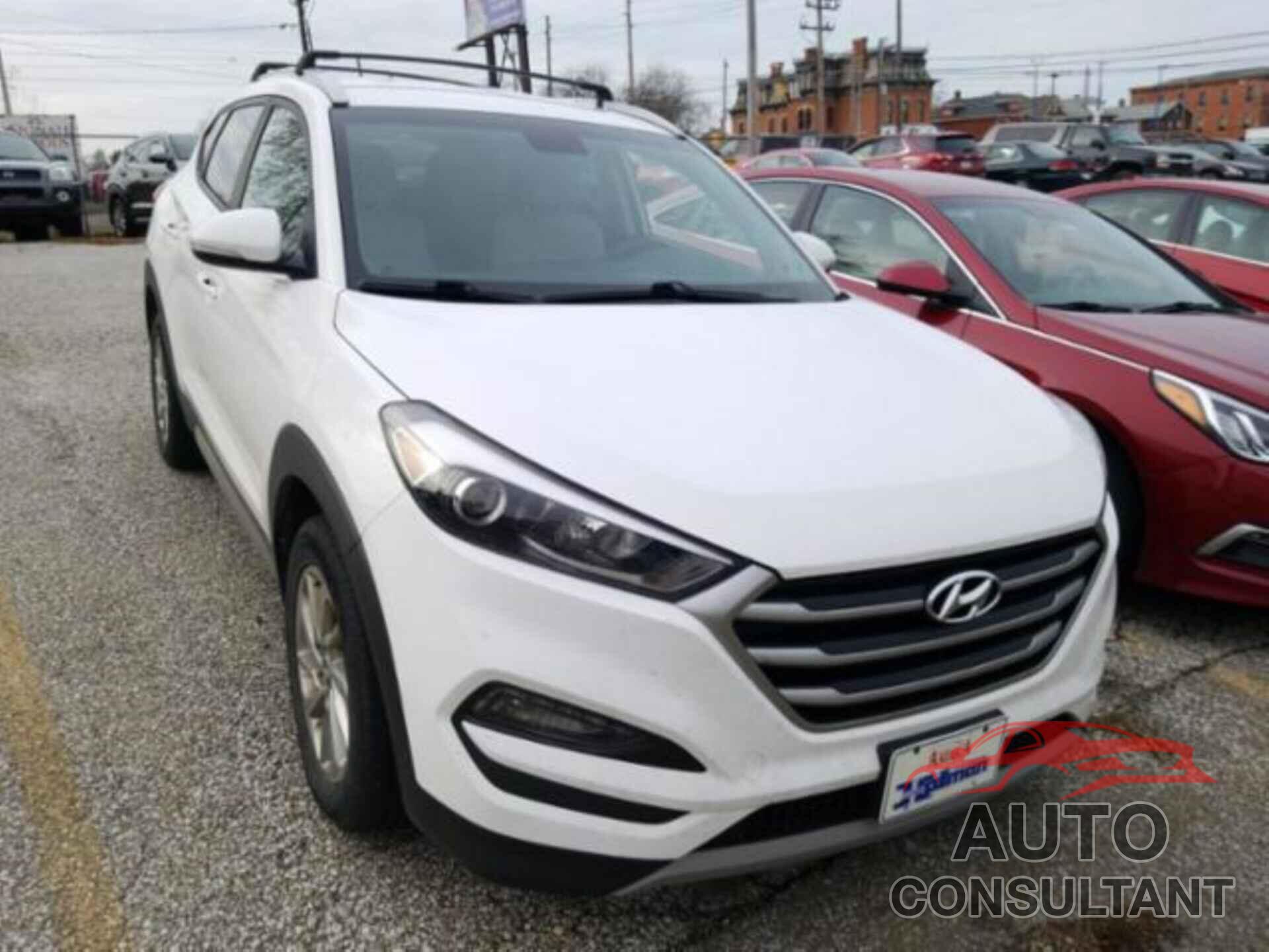 HYUNDAI TUCSON 2017 - KM8J3CA24HU348025