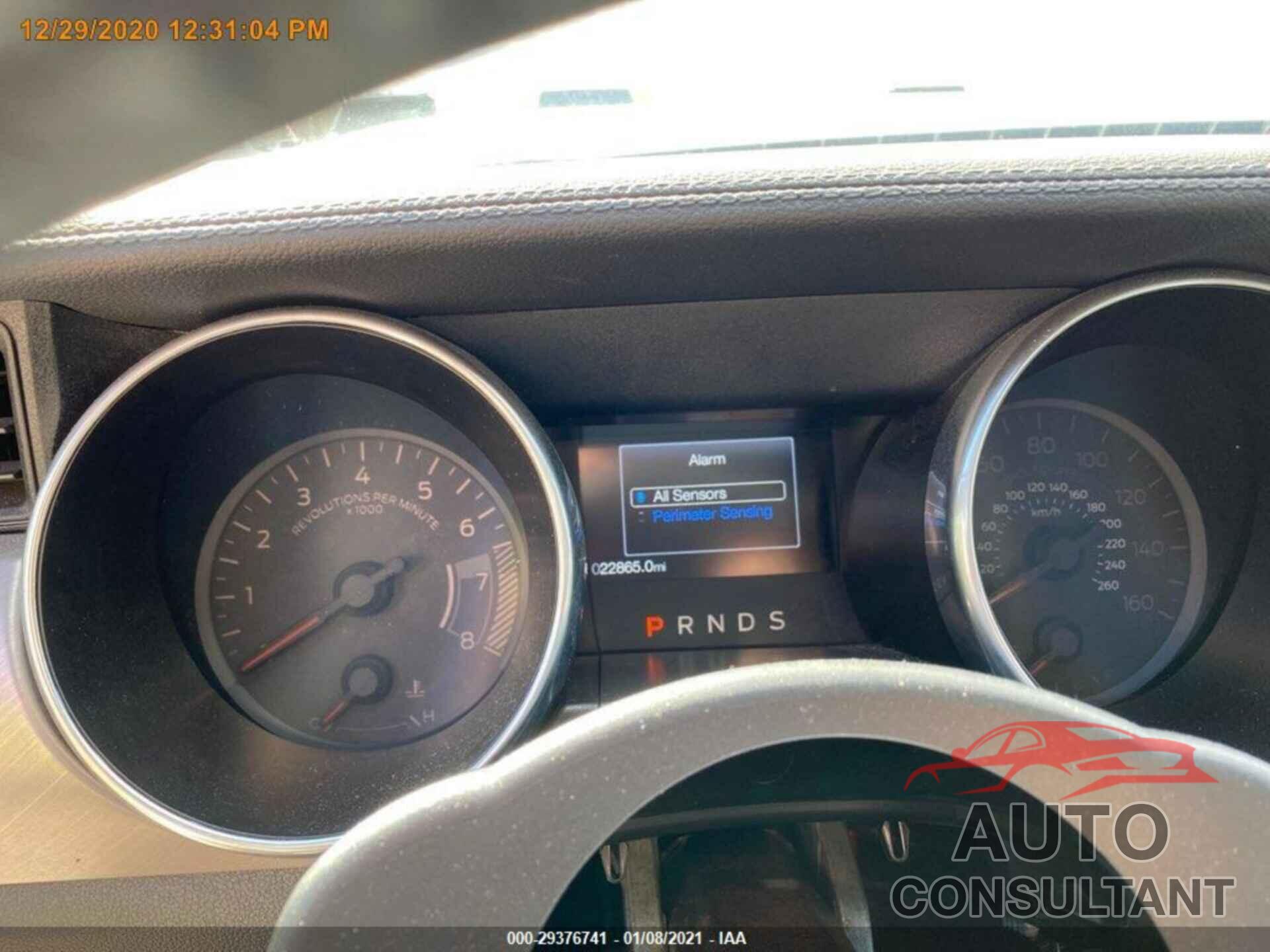 FORD MUSTANG 2020 - 1FATP8UH7L5106580