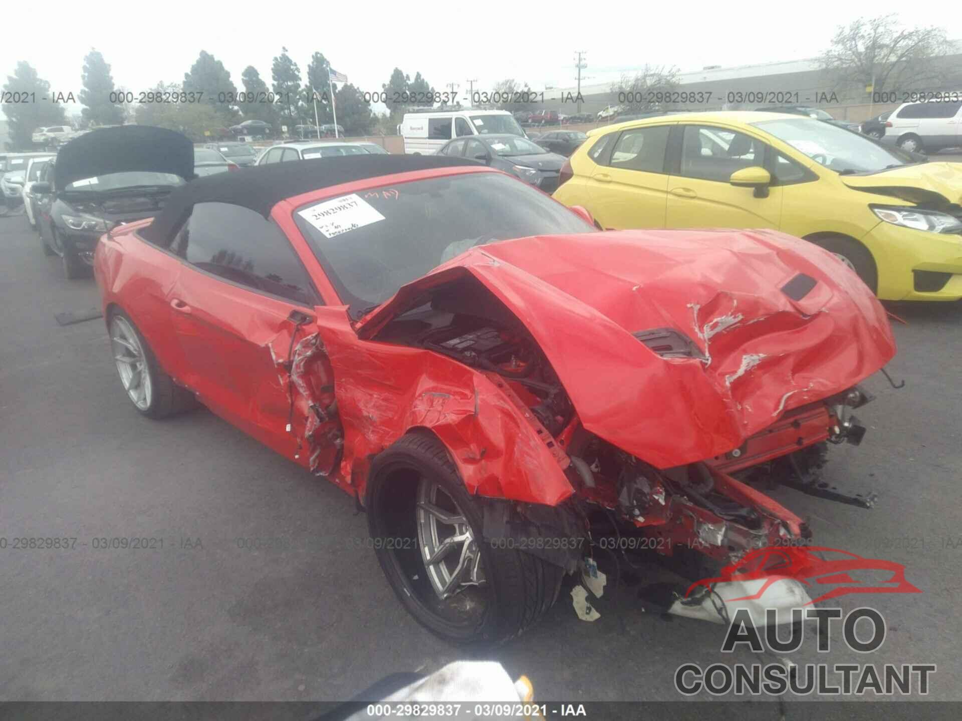 FORD MUSTANG 2018 - 1FATP8UH0J5139403