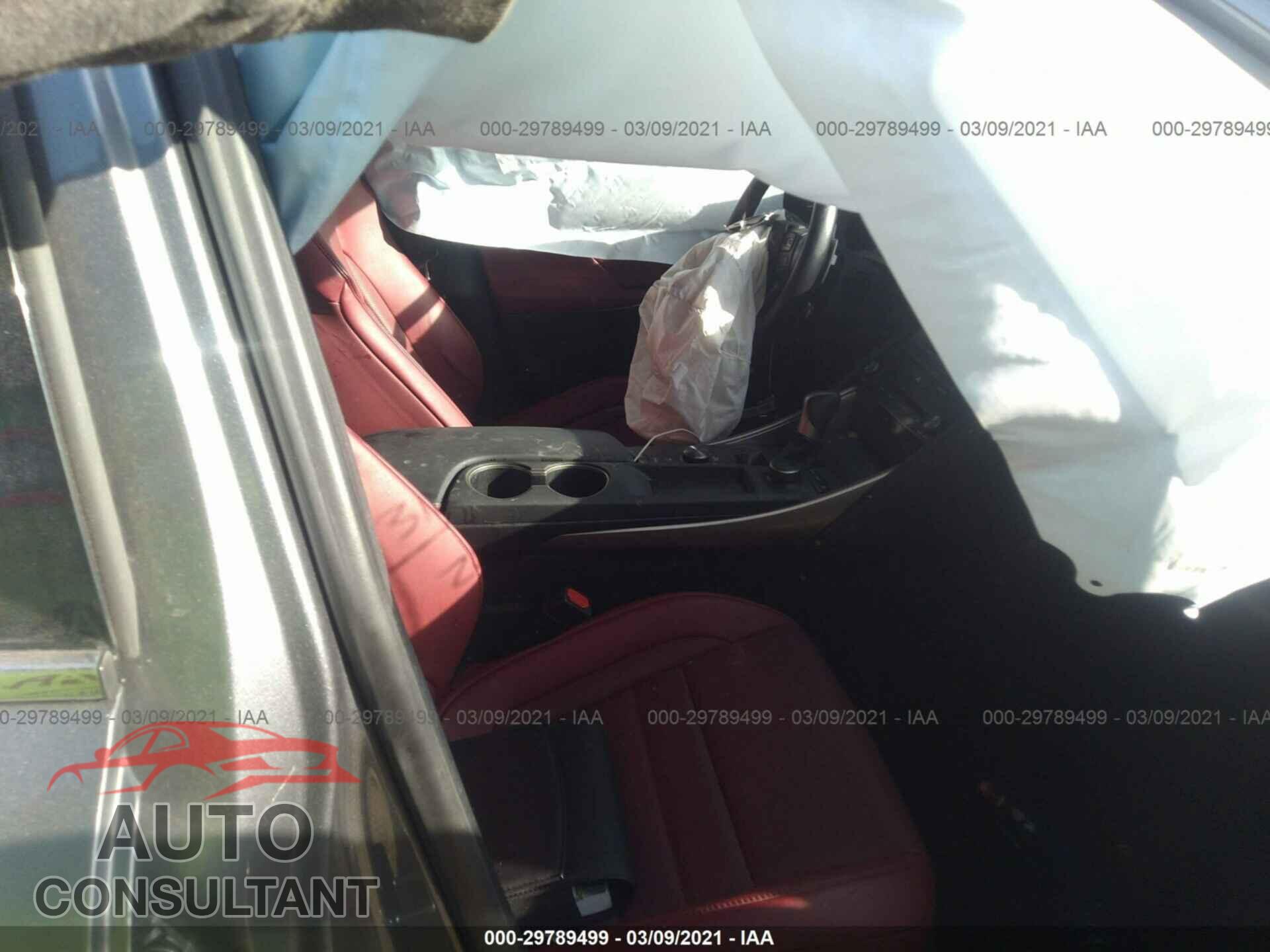 LEXUS IS 2017 - JTHBA1D28H5041044