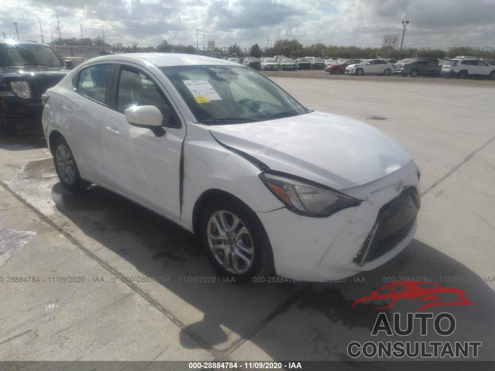 TOYOTA YARIS IA 2017 - 3MYDLBYV8HY174194