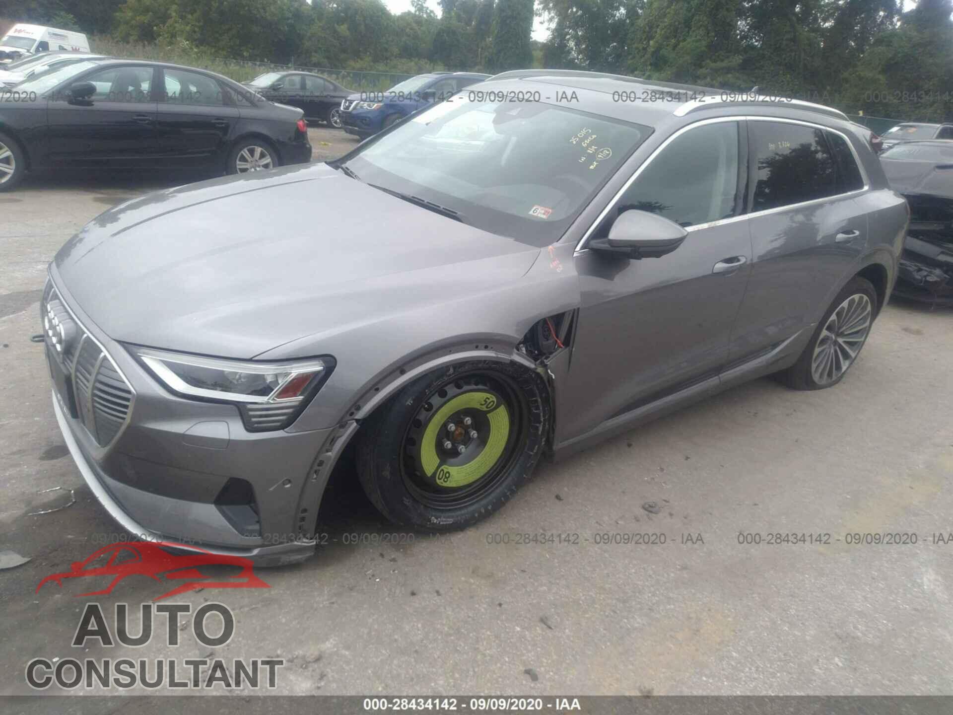 AUDI E-TRON 2019 - WA1VAAGE3KB008136