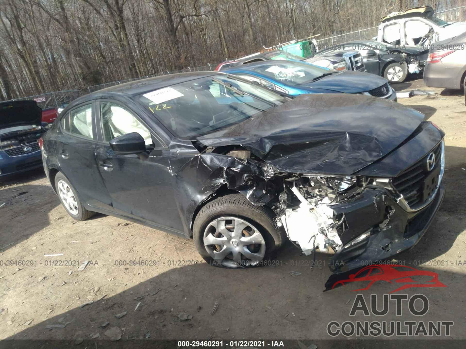 MAZDA MAZDA3 4-DOOR 2018 - 3MZBN1U76JM177655