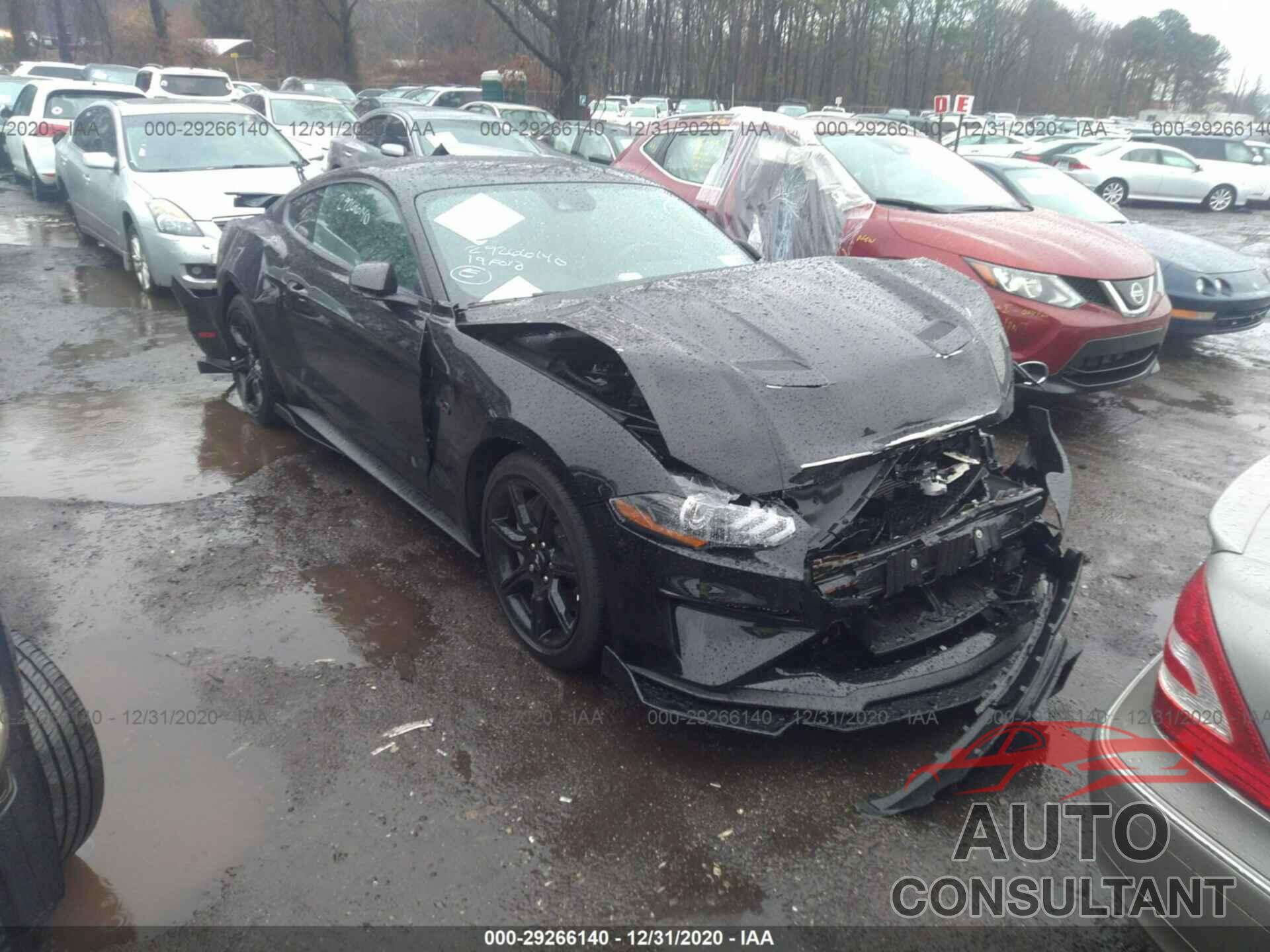 FORD MUSTANG 2019 - 1FA6P8CF4K5165890