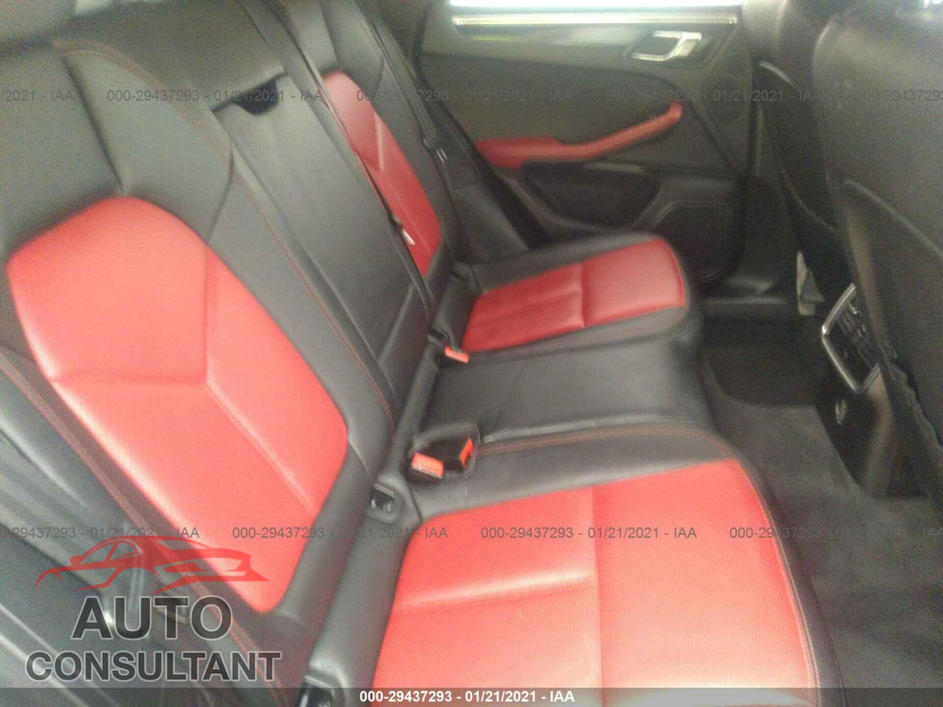 PORSCHE MACAN 2017 - WP1AA2A57HLB06610