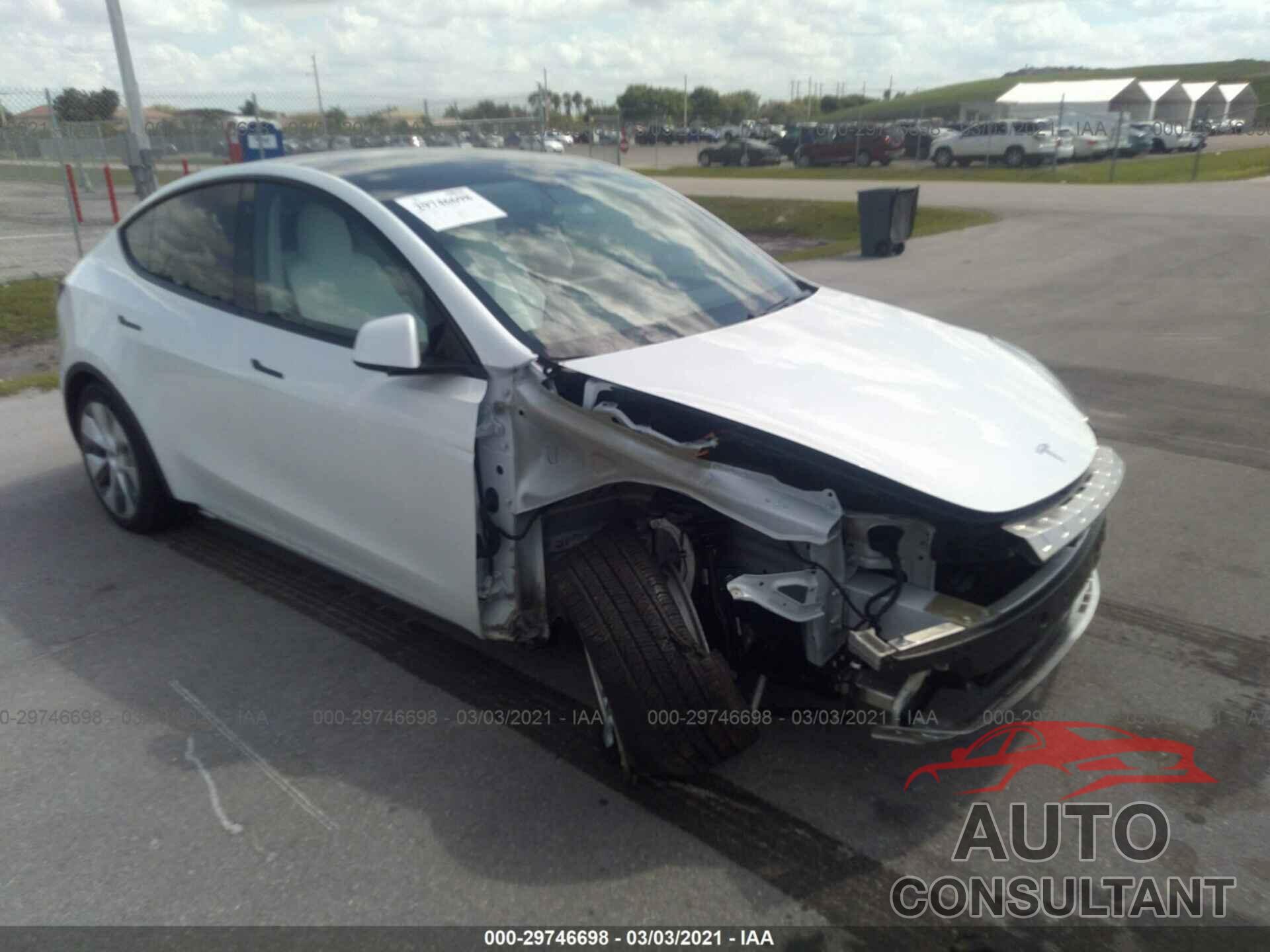 TESLA MODEL Y 2020 - 5YJYGDEE2LF027393