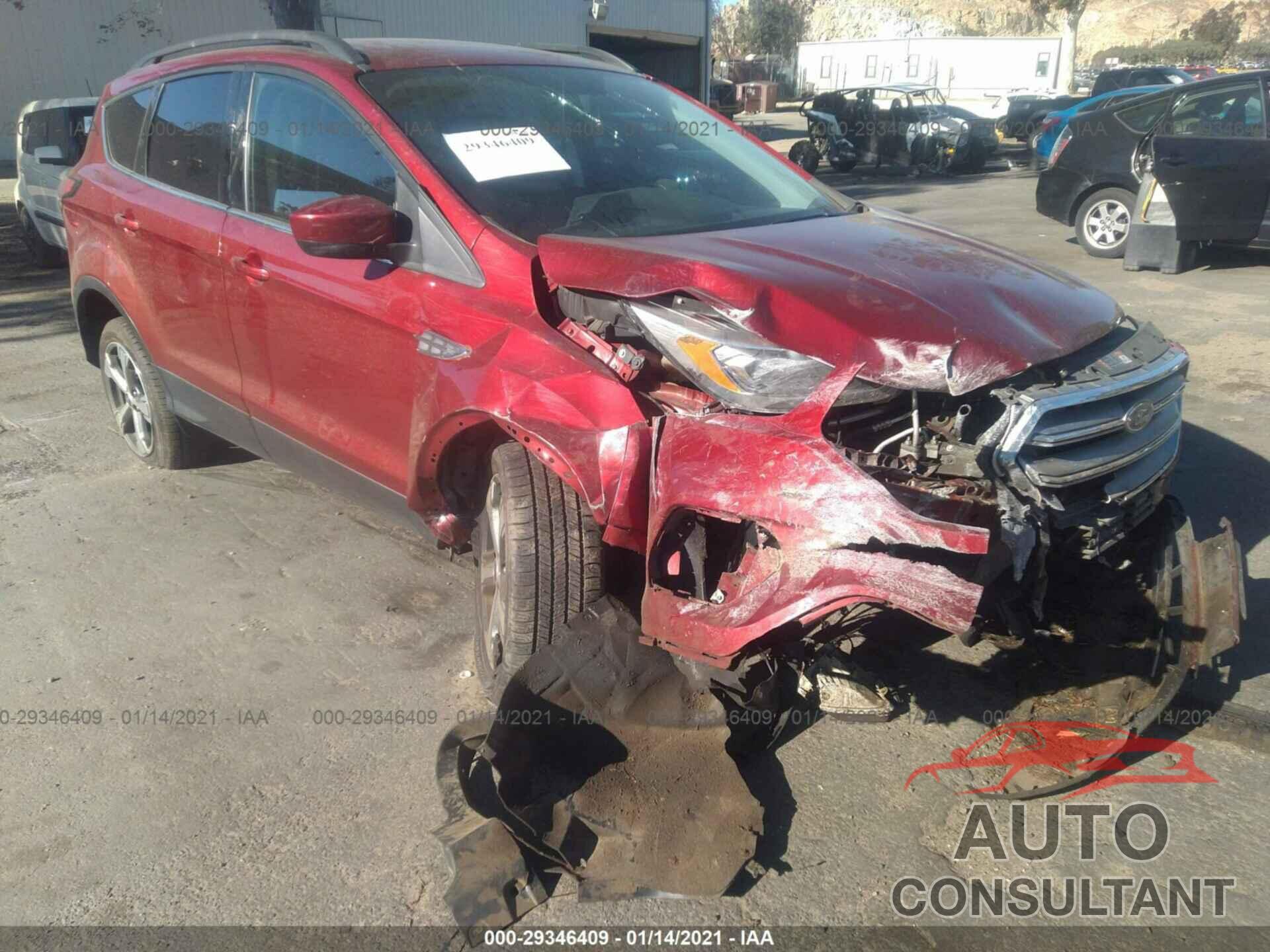 FORD ESCAPE 2017 - 1FMCU0G9XHUB61302