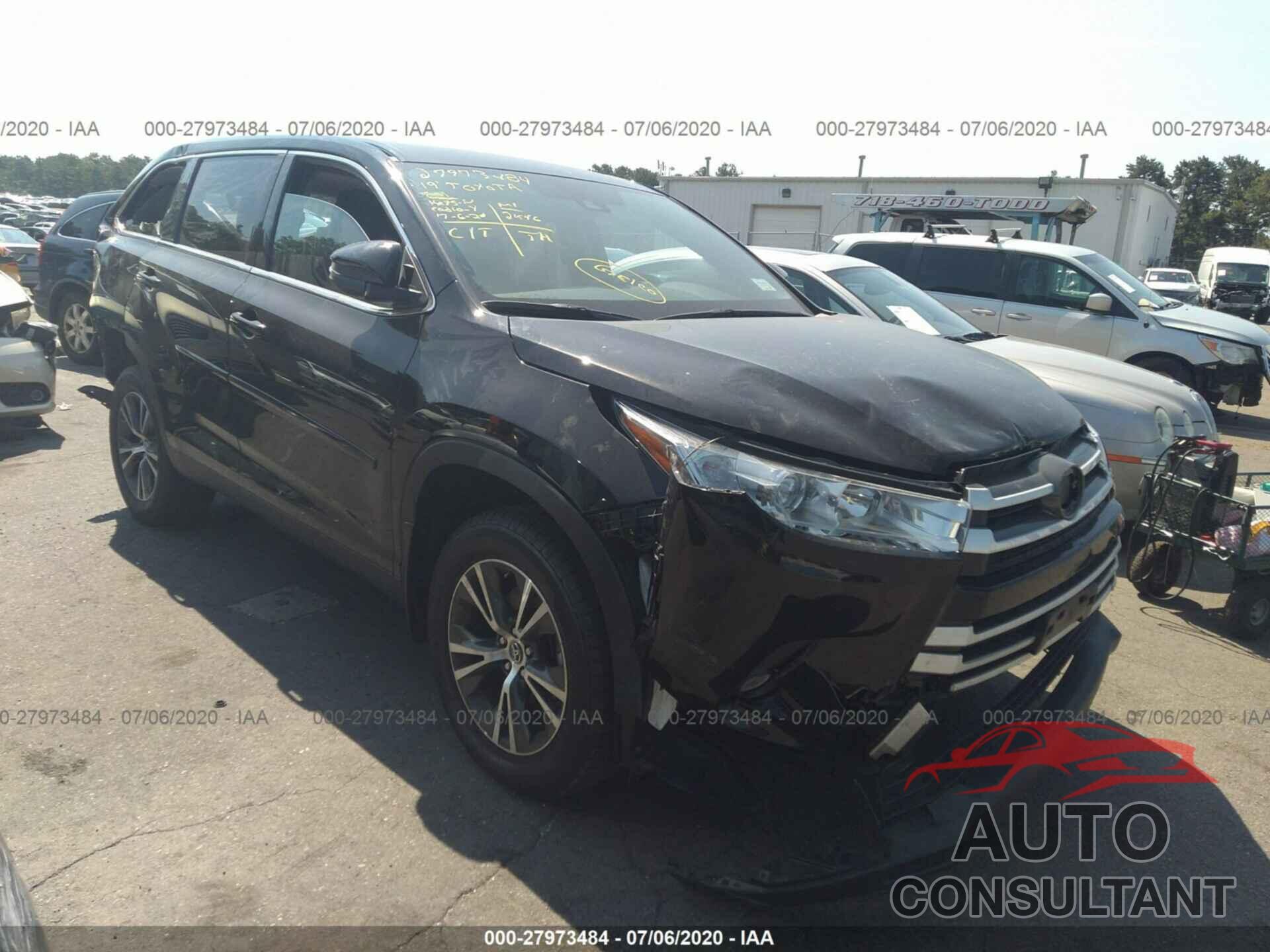 TOYOTA HIGHLANDER 2019 - 5TDJZRFH6KS599787