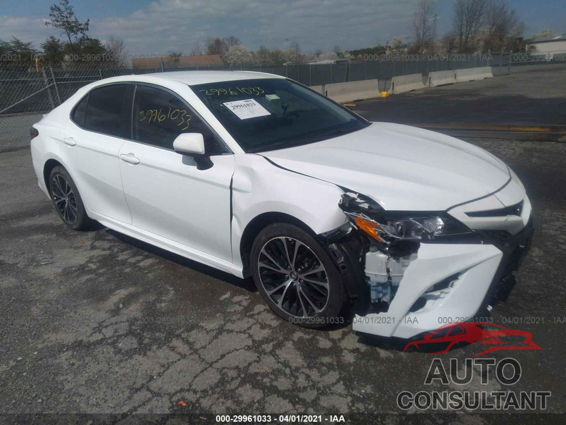 TOYOTA CAMRY 2019 - 4T1B11HK5KU780750