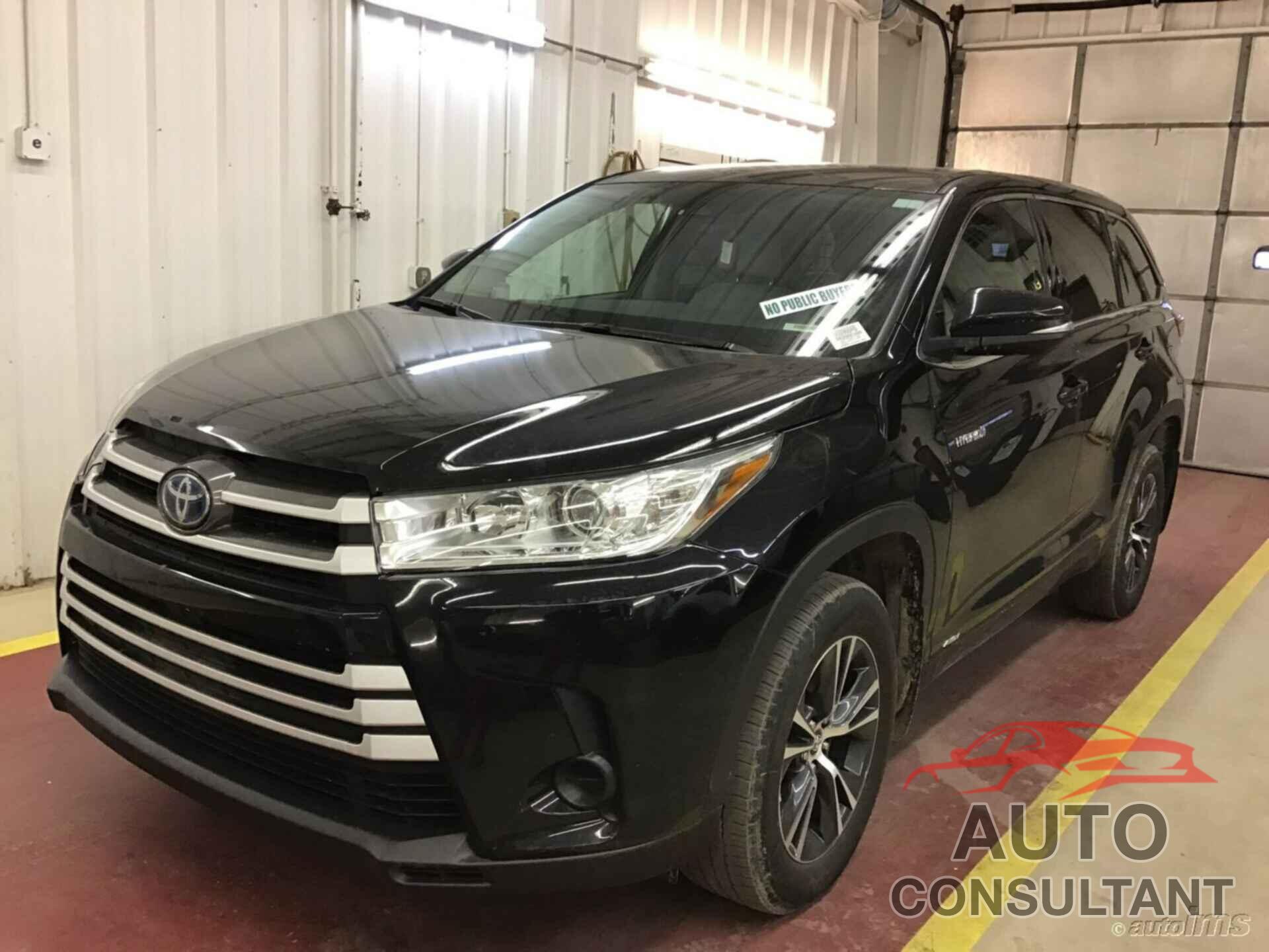 TOYOTA HIGHLANDER 2018 - 5TDBGRFH9JS048763