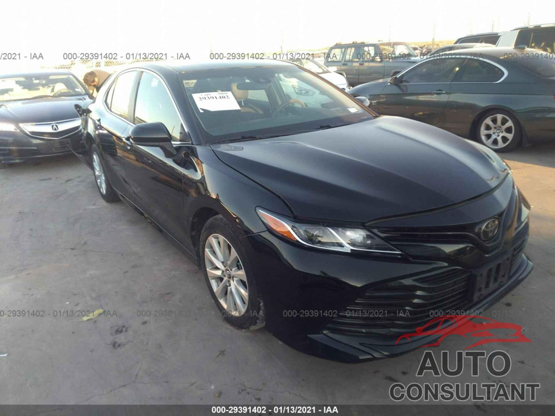 TOYOTA CAMRY 2018 - 4T1B11HK9JU534864