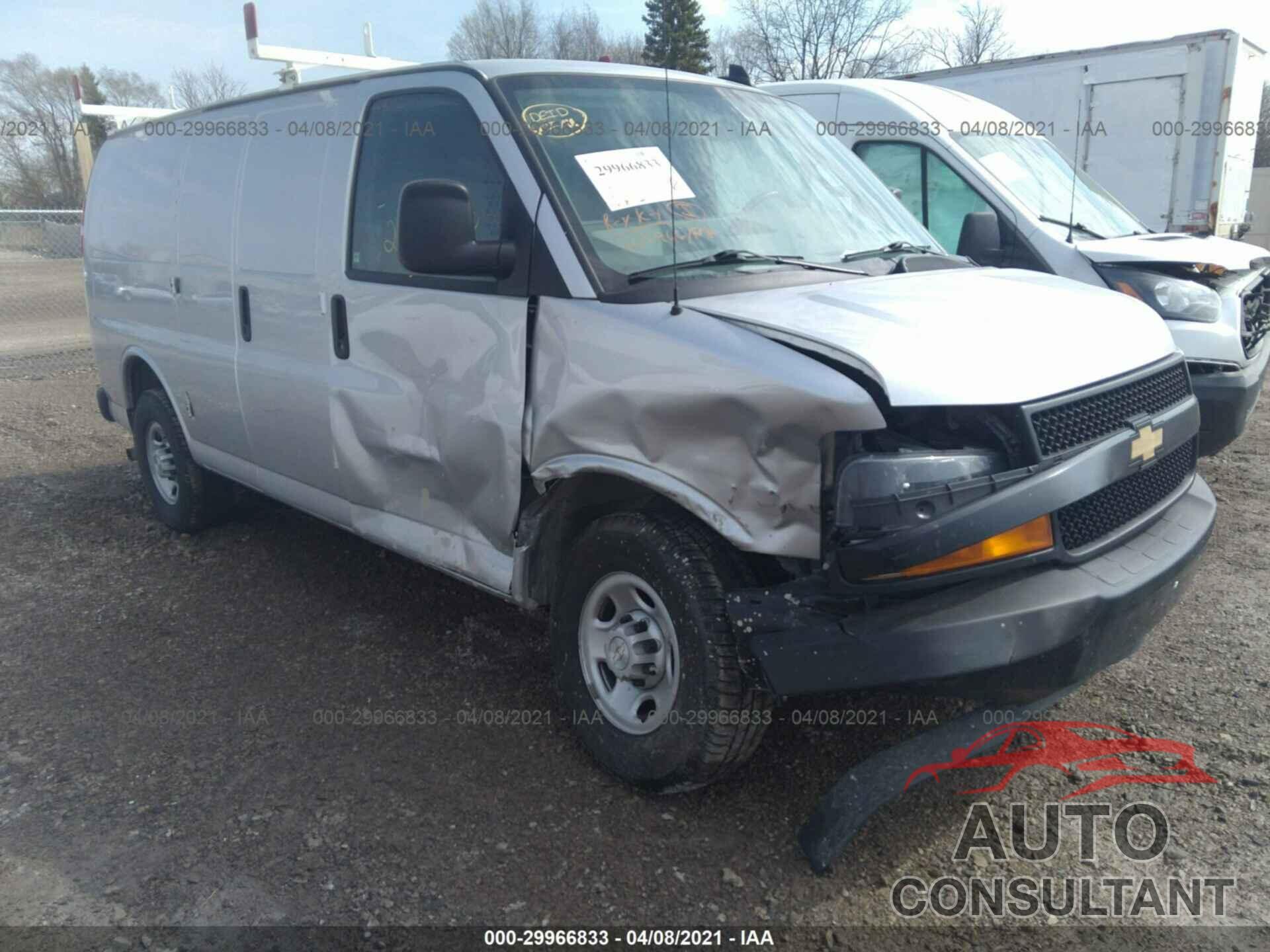 CHEVROLET EXPRESS CARGO VAN 2018 - 1GCWGAFG6J1308804