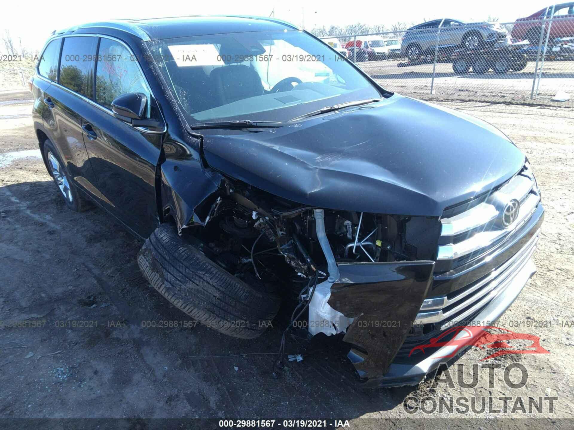 TOYOTA HIGHLANDER 2019 - 5TDDZRFH2KS741291