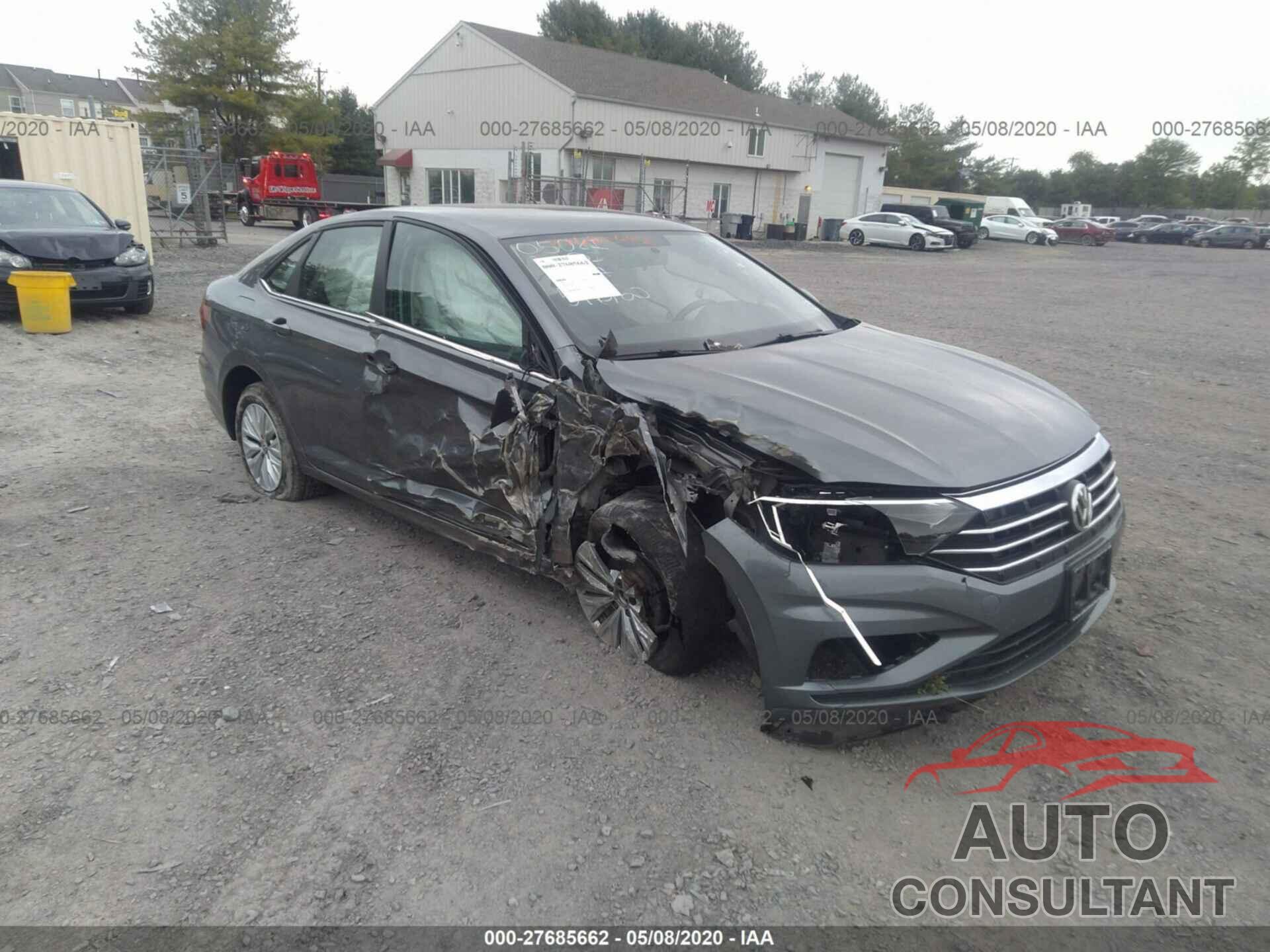 VOLKSWAGEN JETTA 2019 - 3VWN57BU4KM030907