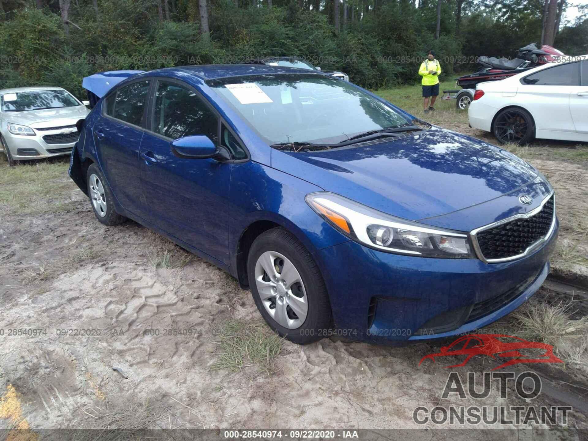 KIA FORTE 2018 - 3KPFK4A77JE196678