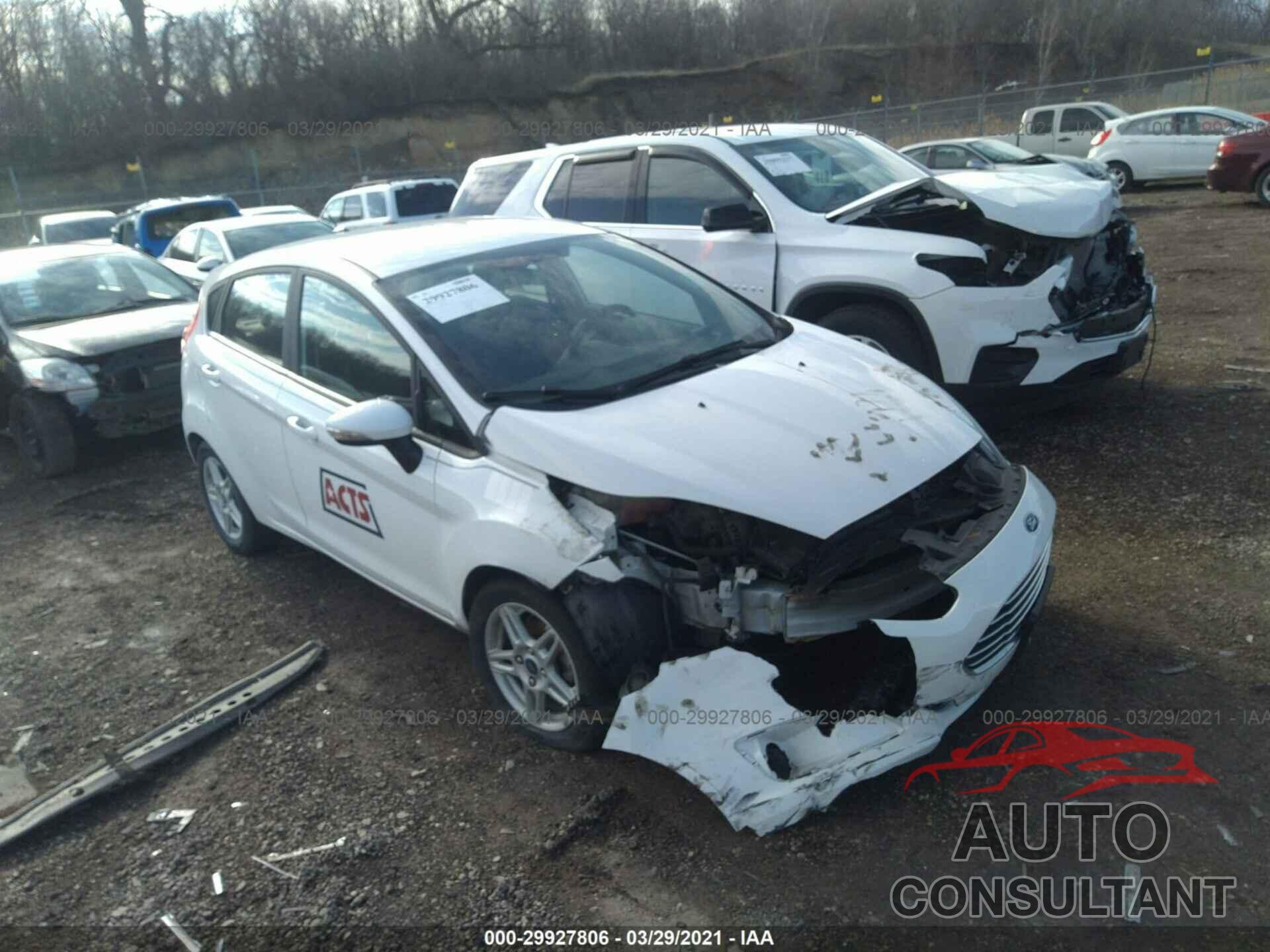 FORD FIESTA 2018 - 3FADP4EJ9JM145838