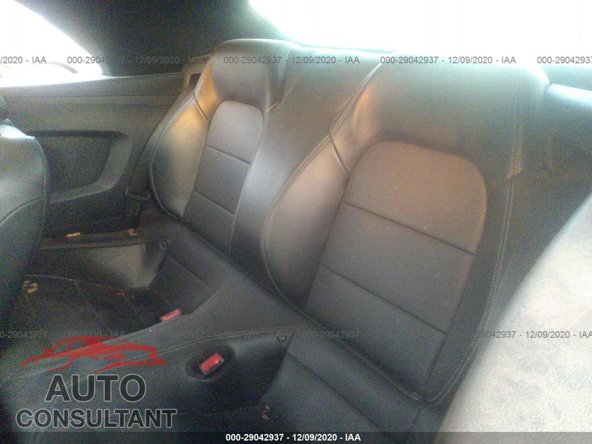 FORD MUSTANG 2017 - 1FATP8UH9H5278097