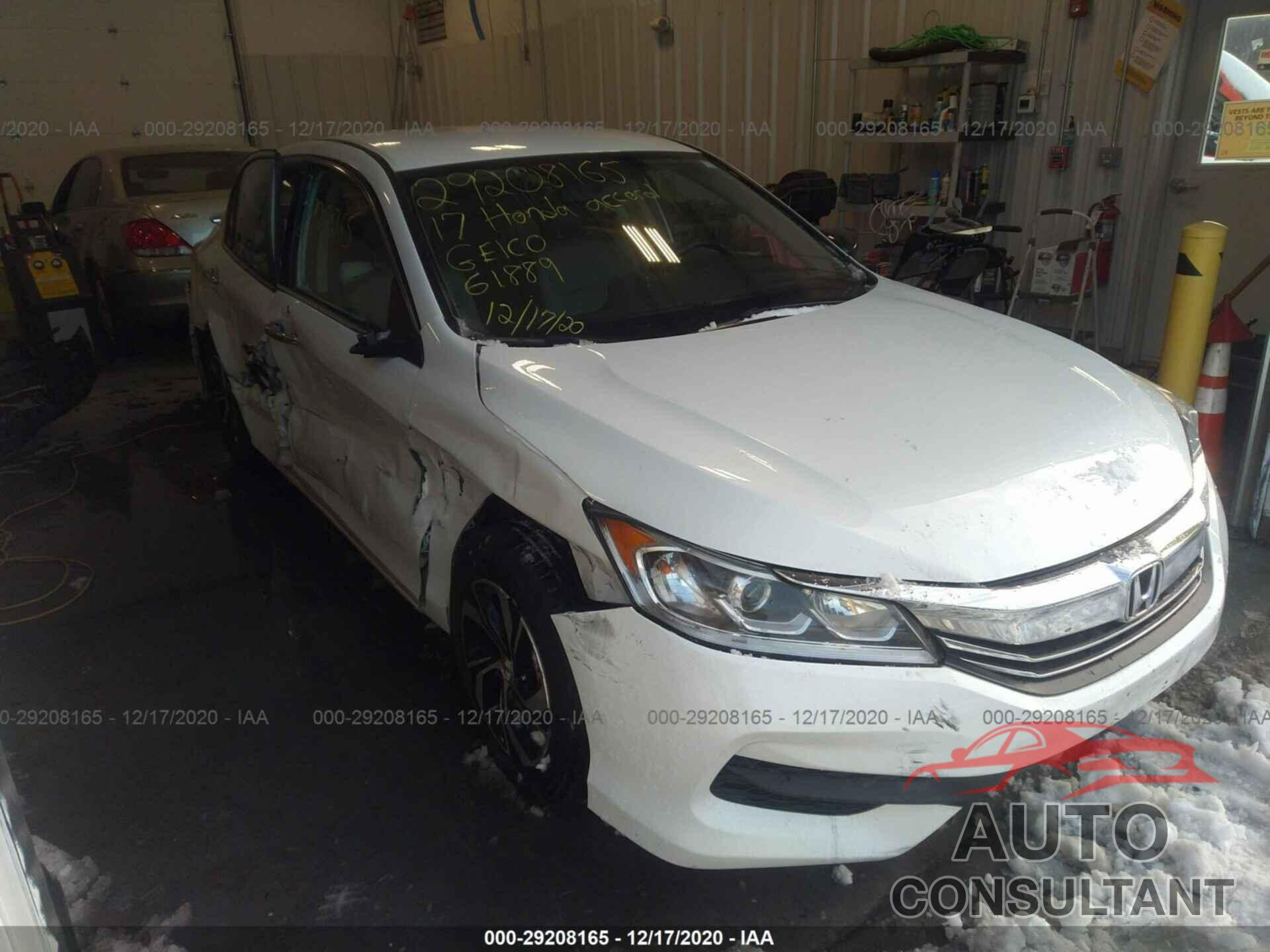 HONDA ACCORD SEDAN 2017 - 1HGCR2F30HA084201