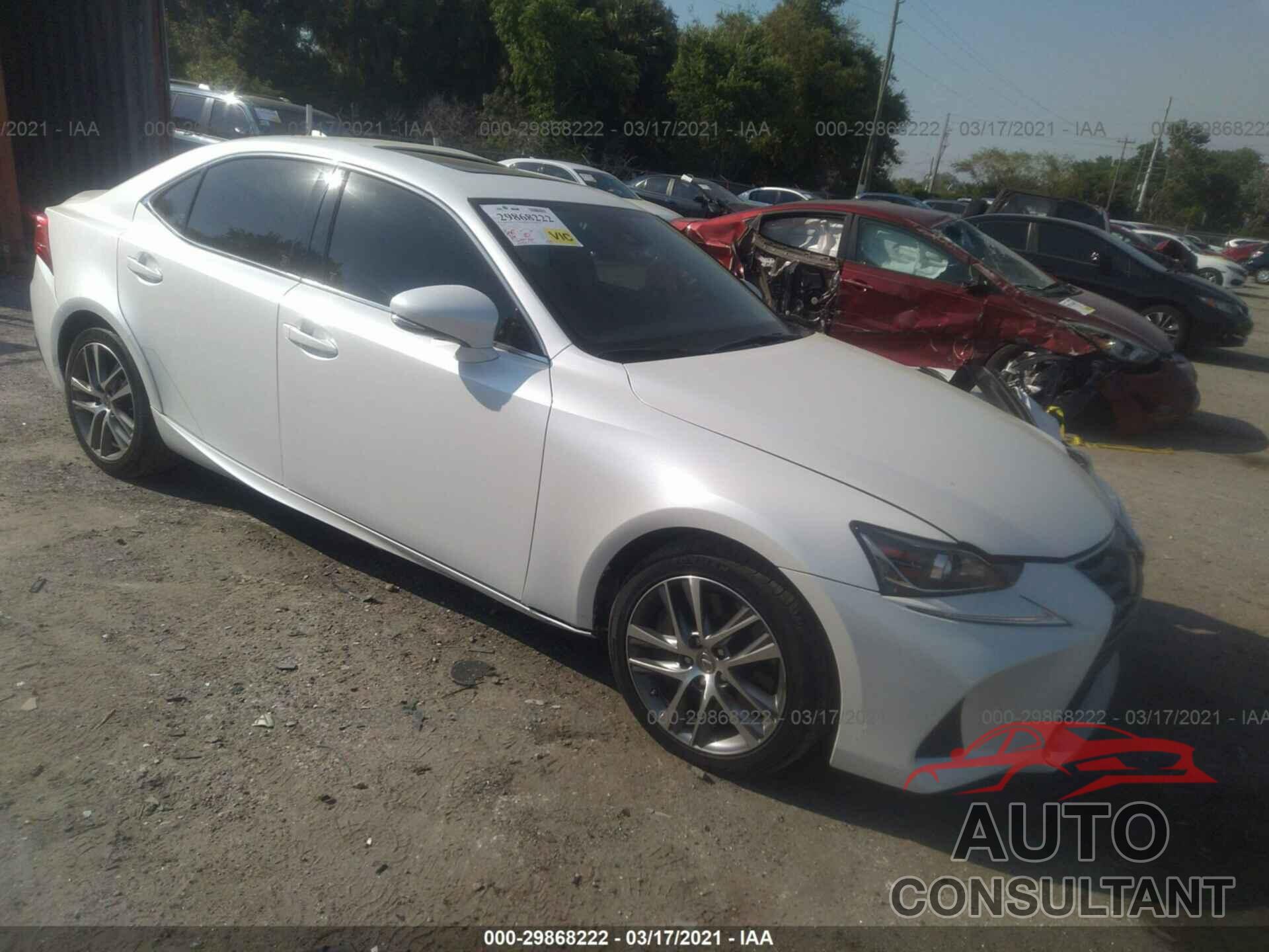 LEXUS IS 2018 - JTHBA1D22J5075373