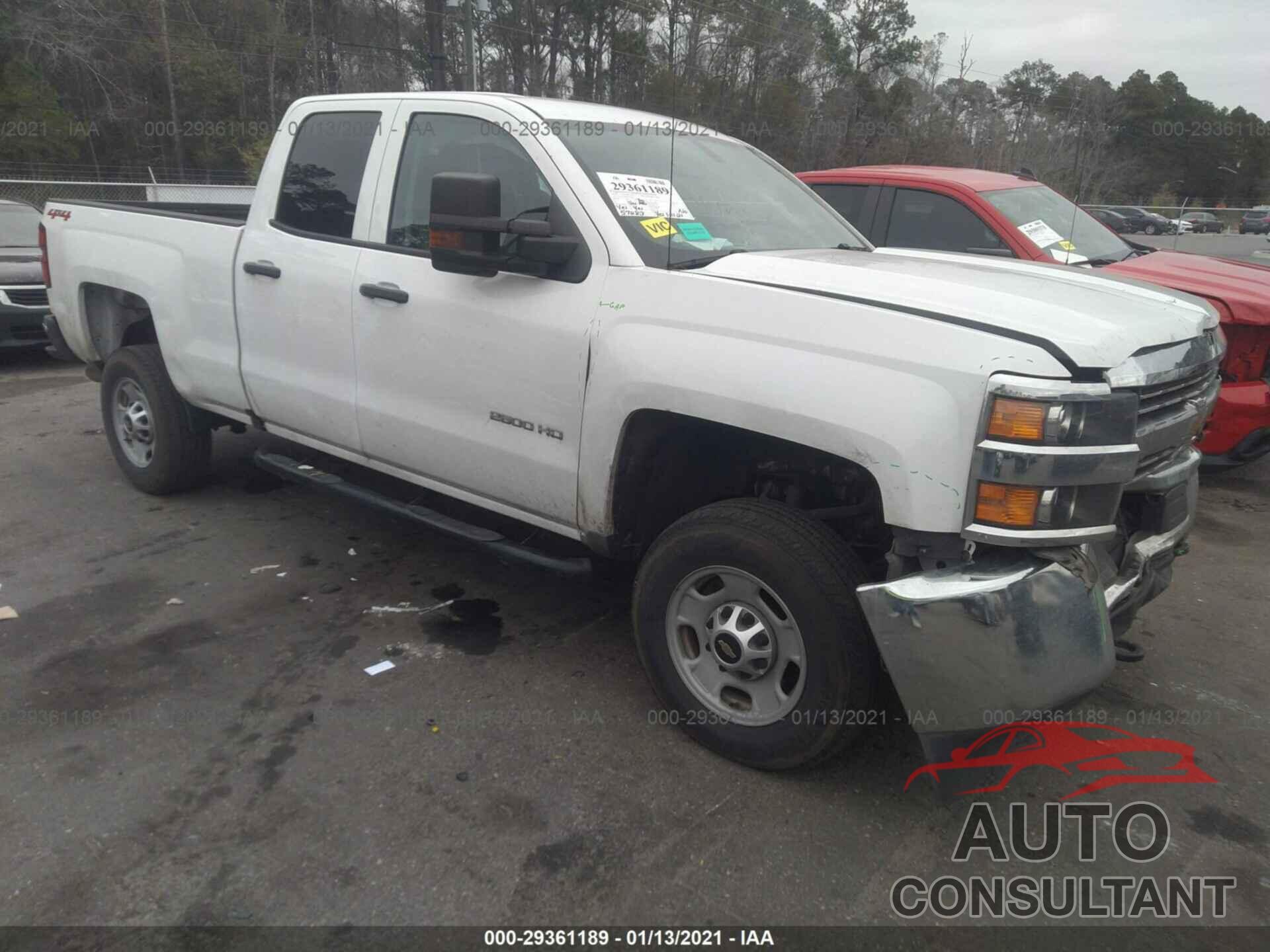 CHEVROLET SILVERADO 2500HD 2018 - 1GC2KUEG0JZ179024