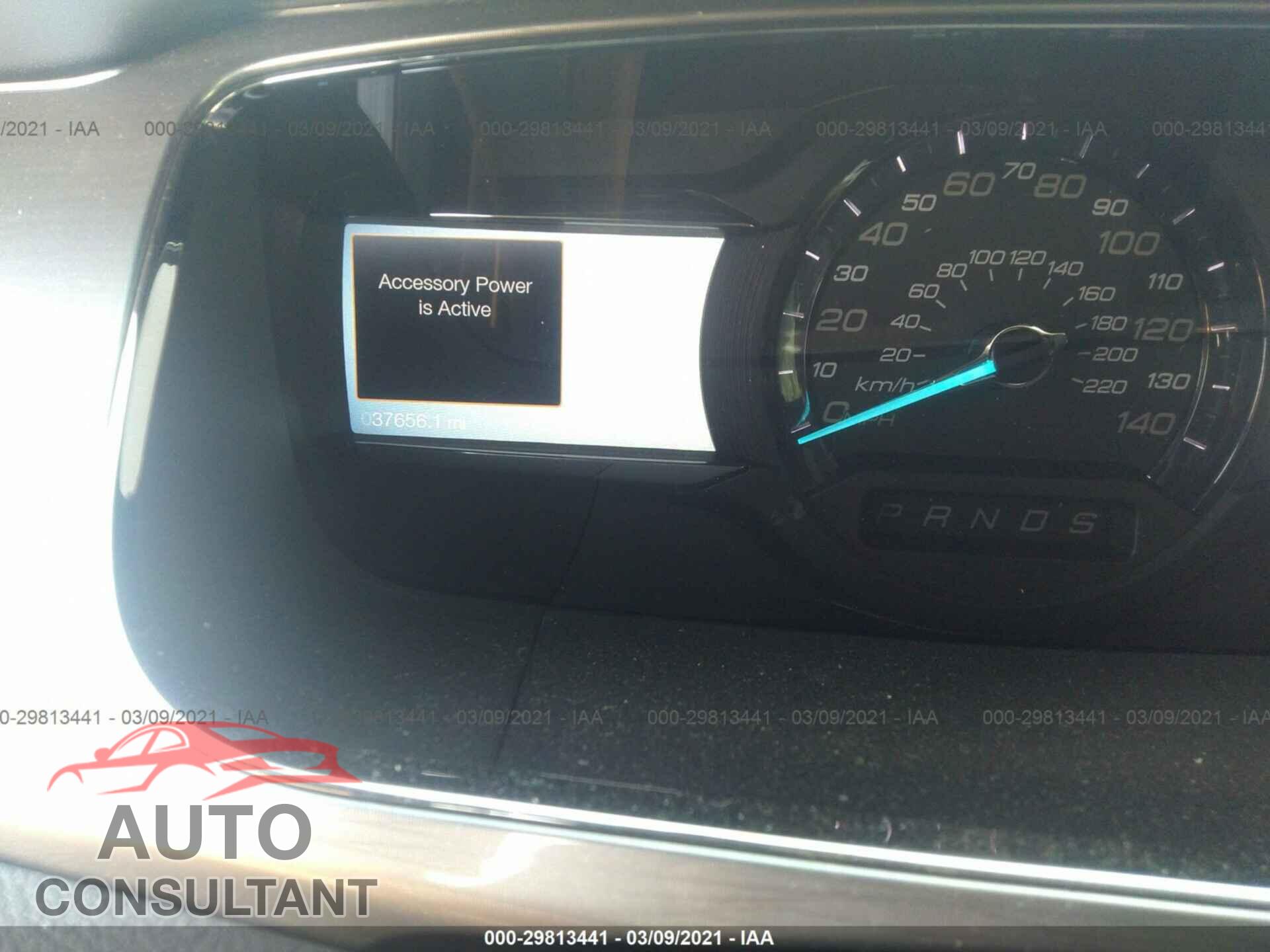 FORD TAURUS 2018 - 1FAHP2E84JG125042