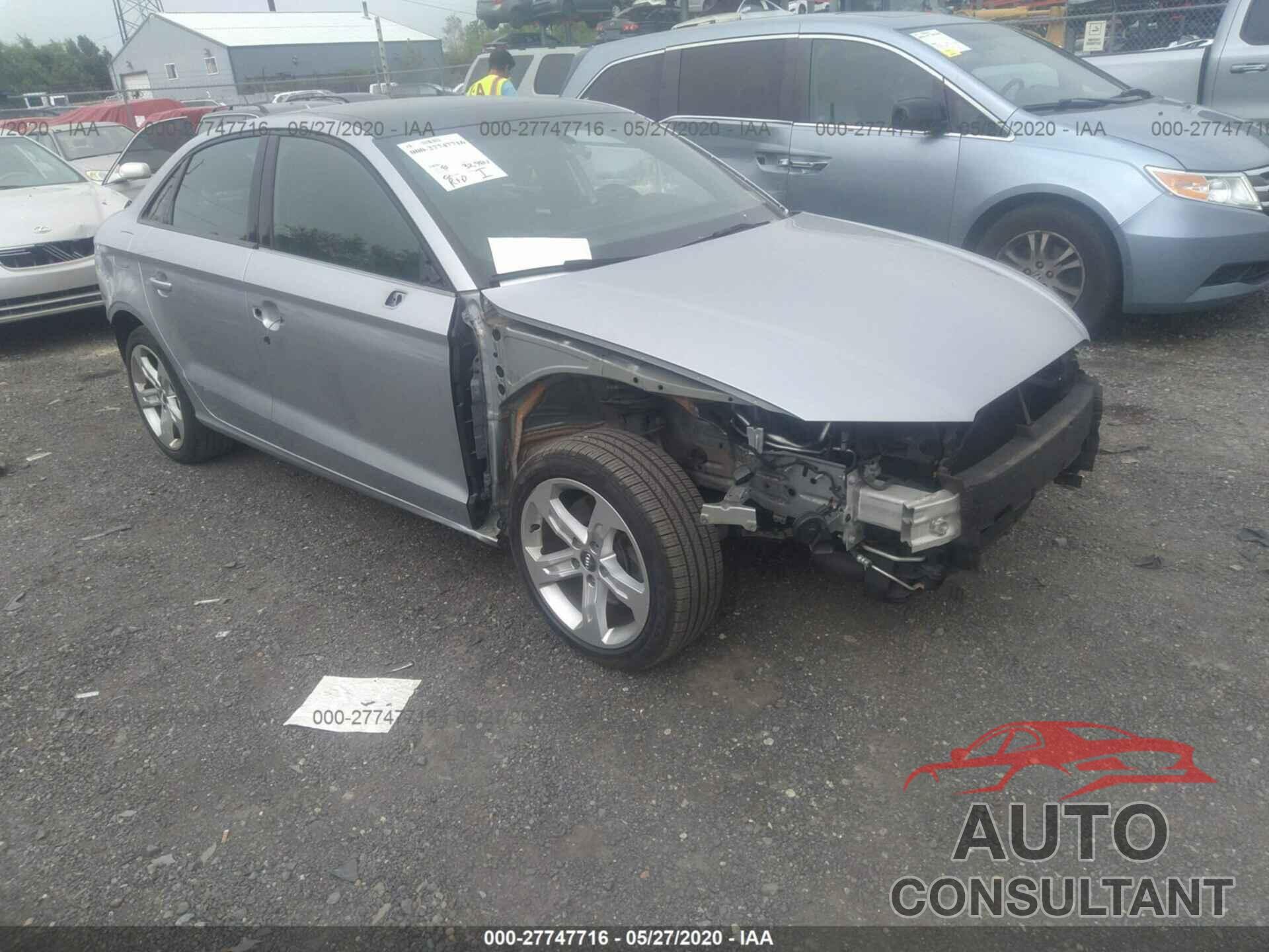 AUDI A3 SEDAN 2018 - WAUB8GFF1J1023303