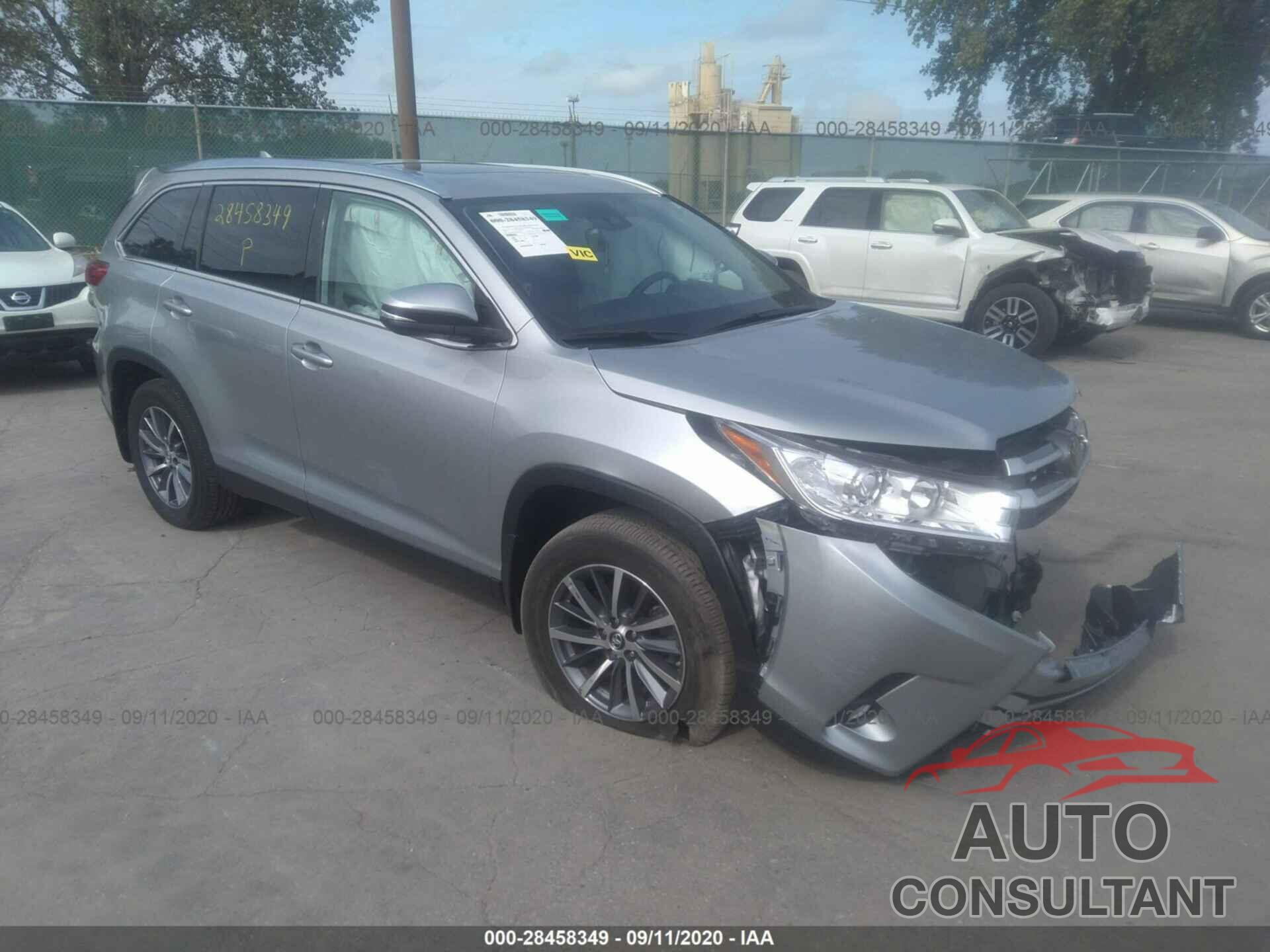 TOYOTA HIGHLANDER 2019 - 5TDJZRFH0KS567627
